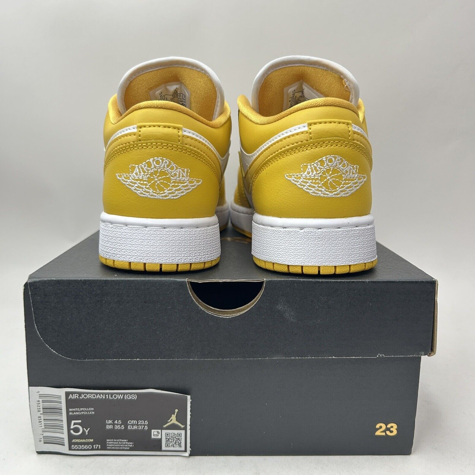 Nike Nike Air Jordan 1 Retro Low GS “White Yellow/Pollen” 2023 Size US 6.5 / IT 36.5 - 4 Thumbnail