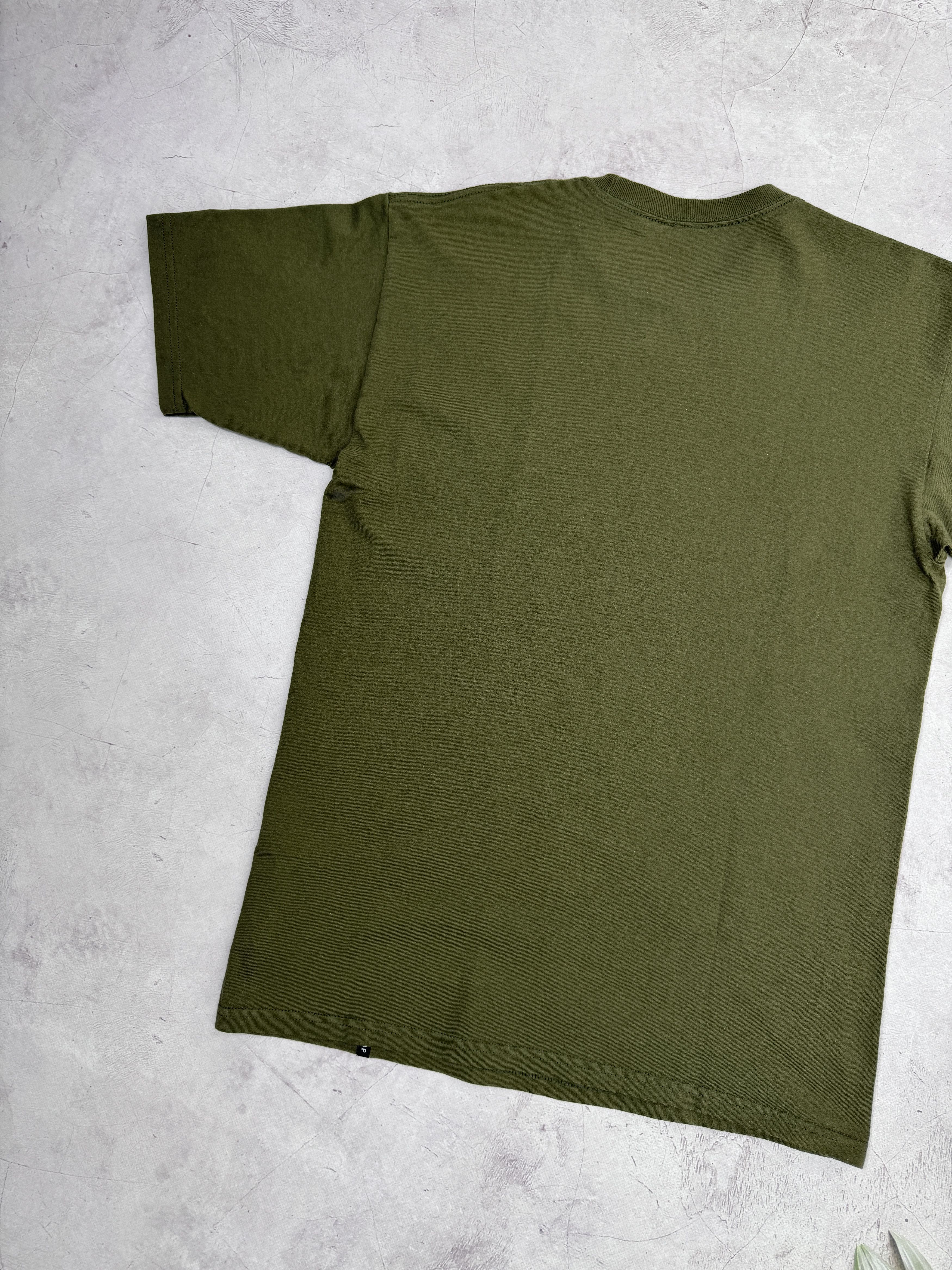 Huf Huf T-Shirt Front Logo Size US M / EU 48-50 / 2 - 9 Thumbnail