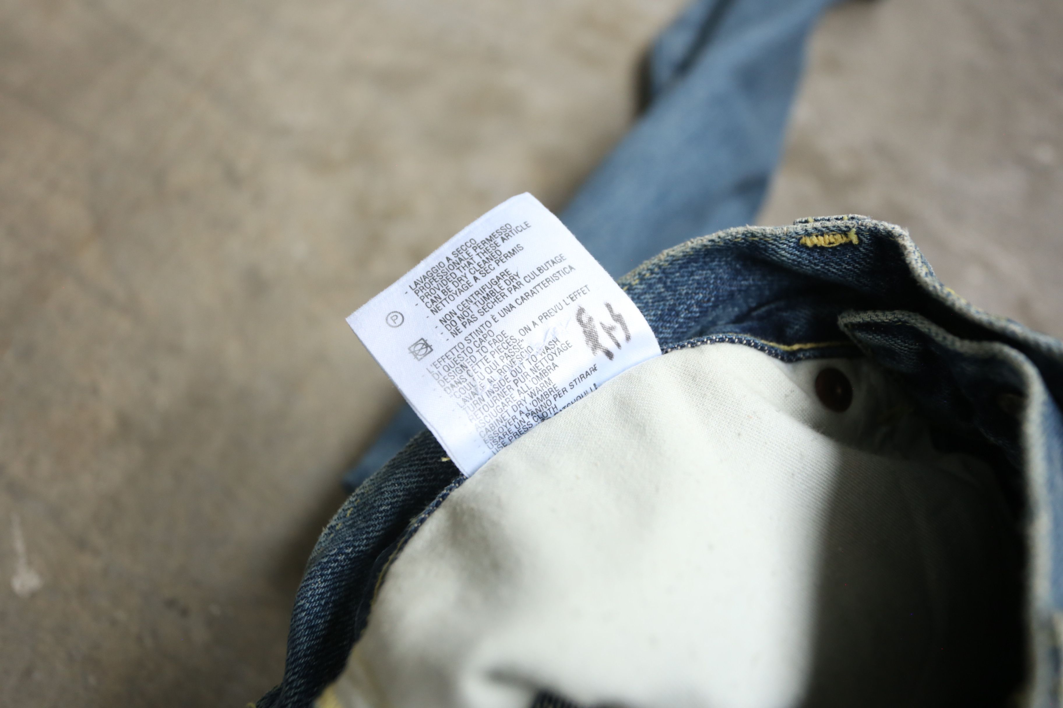 Gucci Gucci - Tom Ford - S/S 04 - Selvedge Denim Jean Size US 30 / EU 46 - 9 Thumbnail