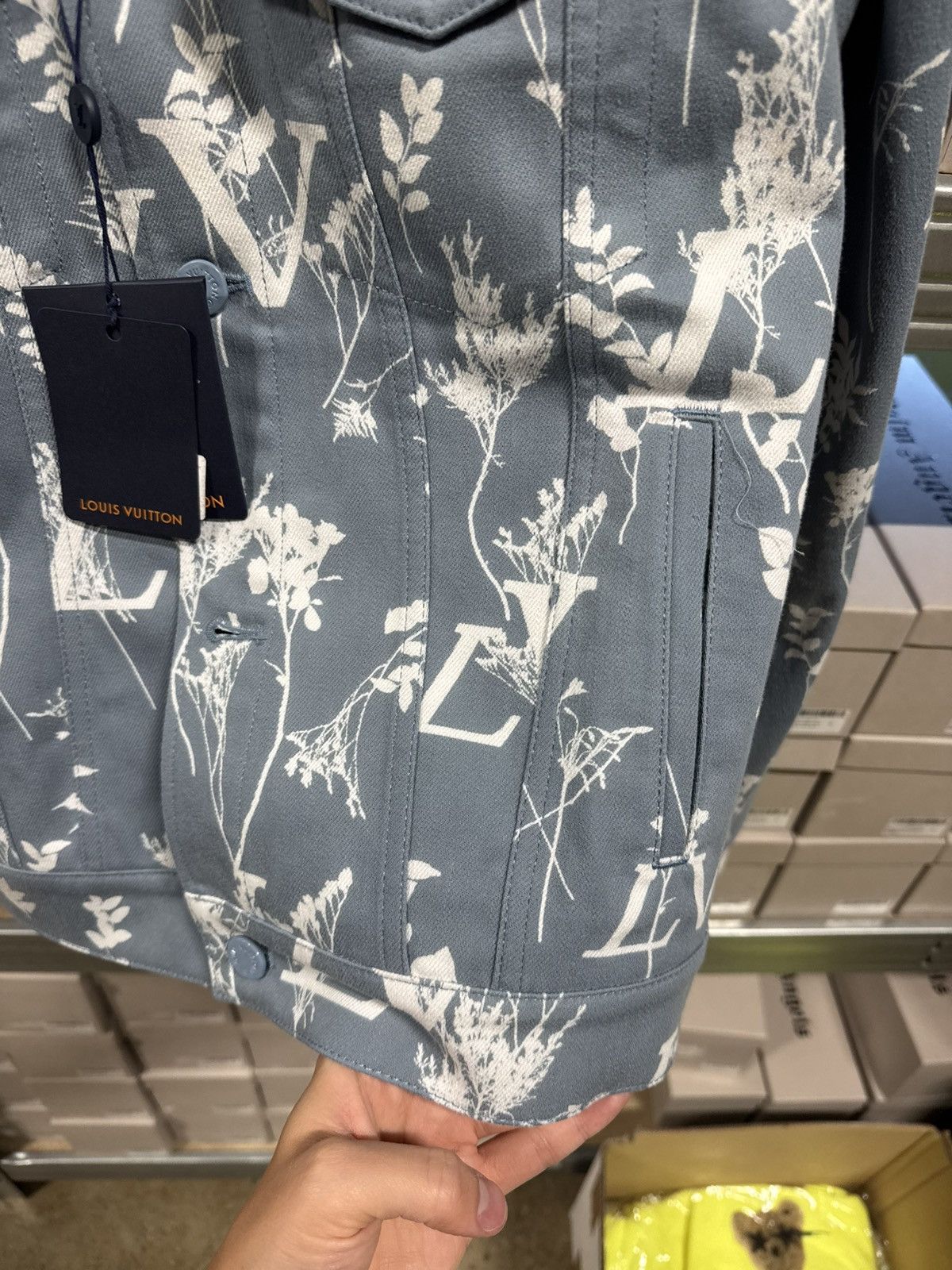 Louis Vuitton Louis Vuitton Lead Printed Denim Jacket NEW 3500$ Size US L / EU 52-54 / 3 - 5 Thumbnail