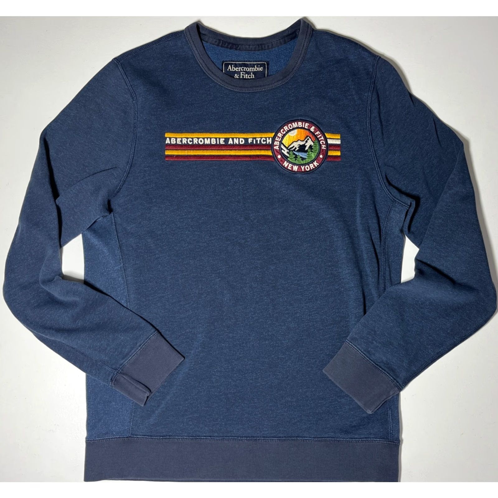 Abercrombie & Fitch Abercrombie & Fitch Men’s New York Crewneck Sweatshirt Embroidered Sz M Crew Neck Pullover Sweatshirt Navy Size M United States Men’s Casual City Size US M / EU 48-50 / 2 - 3 Thumbnail