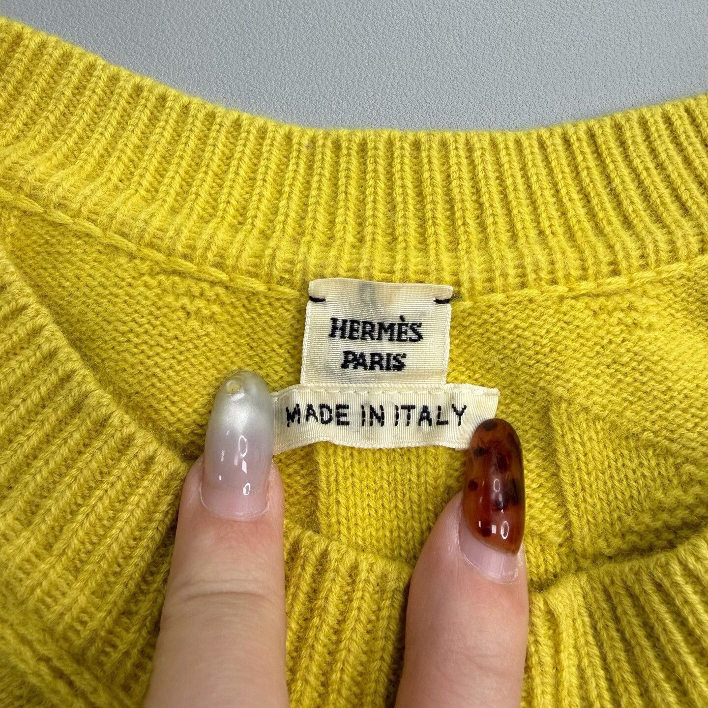 Hermes hermes yellow wool sweater with tags Size US M / EU 48-50 / 2 - 5 Thumbnail