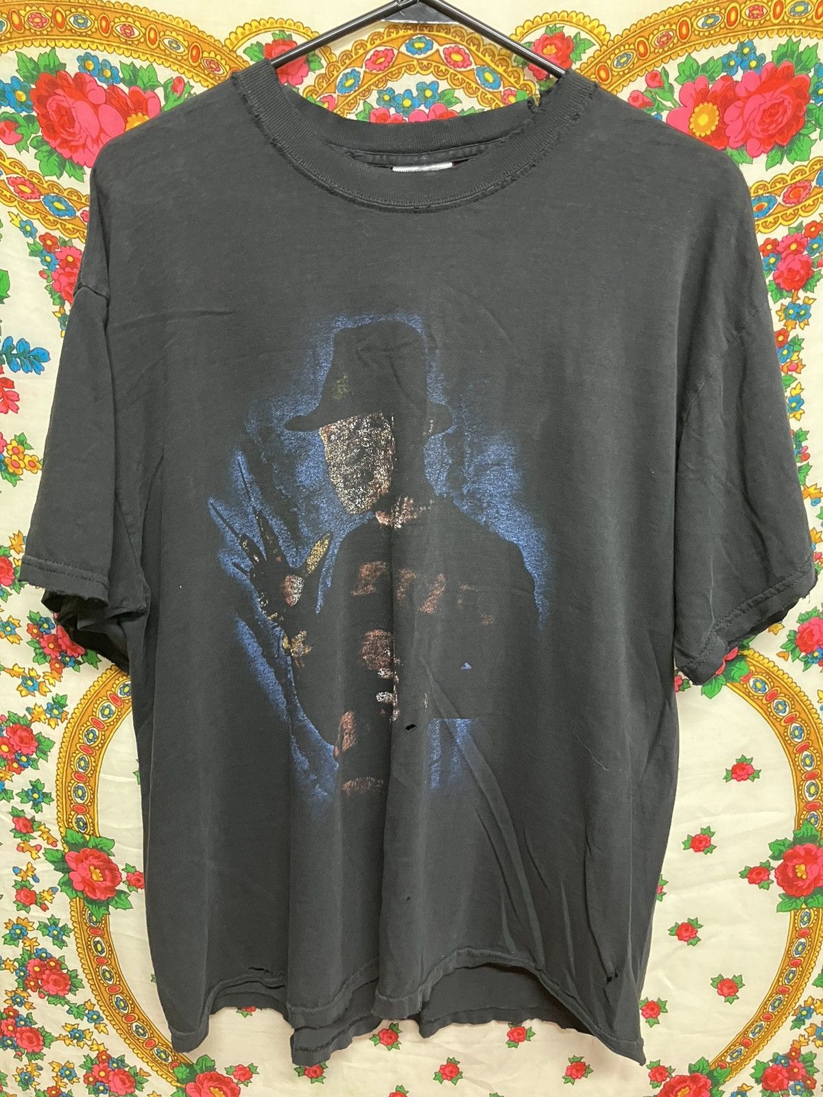 2002 thrashed op ivy tee