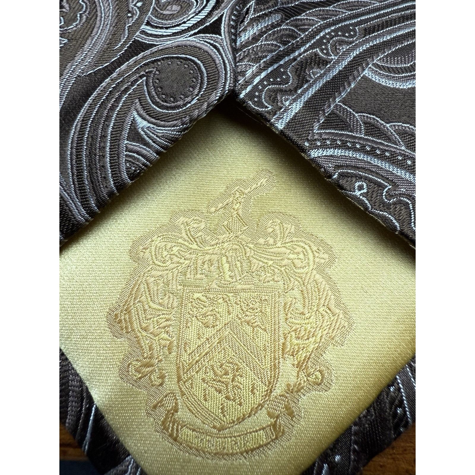 Donald Trump DONALD J TRUMP MEN'S TIE BROWN/Paisley Width: 3.5" Length: 6 Size ONE SIZE - 5 Thumbnail