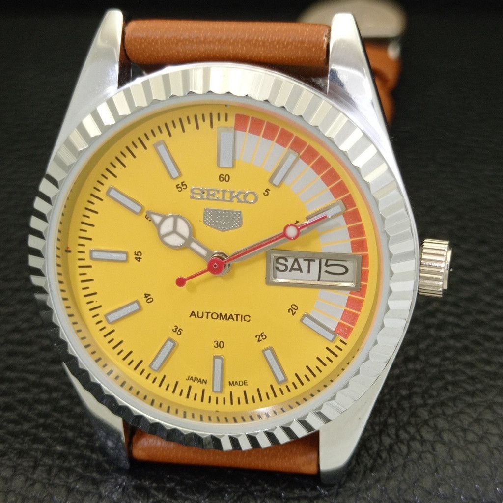 Seiko REFURBISHED VINTAGE SEIKO 5 AUTO JAPAN MENS WATCH a440709 Size 38 - 3 Thumbnail