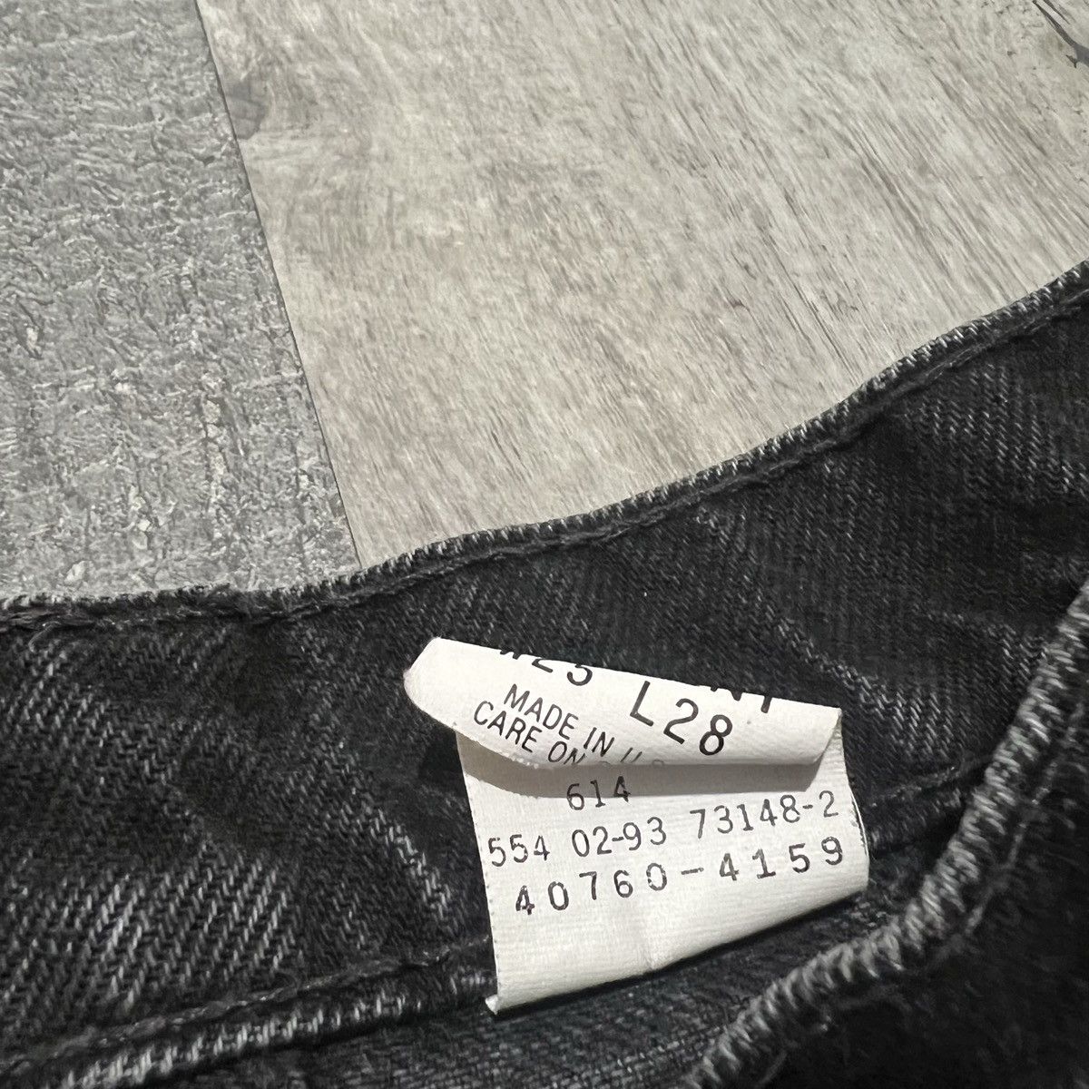 Levi's × Vintage VTG Levis 560 Loose Faded Black Student Fit Denim Jeans Size 25" / US 0 / IT 36 - 5 Thumbnail