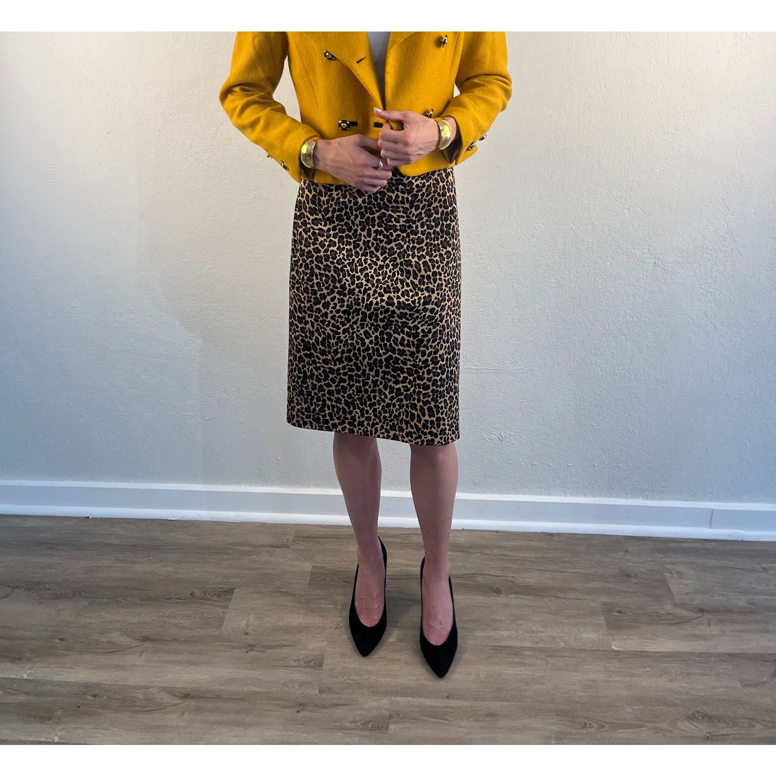 J.Crew J Crew Leopard Pencil Skirt Size 25" / US 0 / IT 36 - 1 Preview