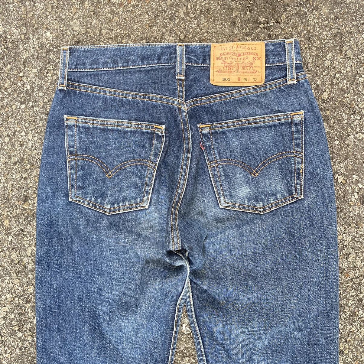 Levi's × Vintage Vintage Levi's 501 Jeans Button #501 Made in USA 90s Denim Size US 28 / EU 44 - 14 Thumbnail