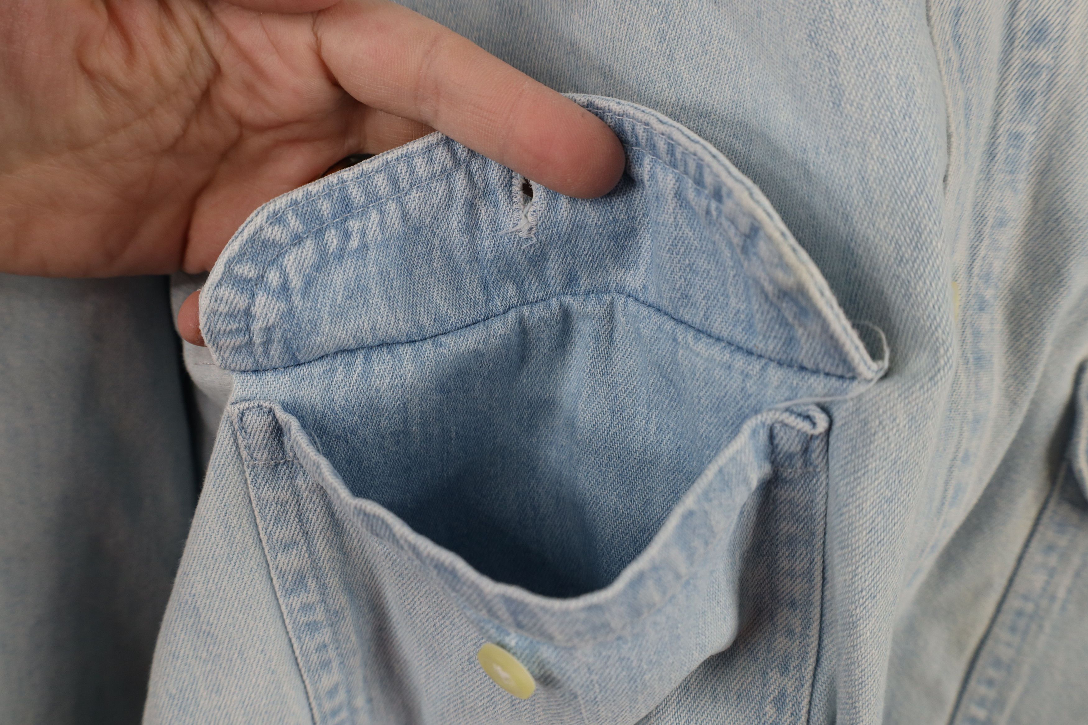 L.L. Bean × Vintage Vintage 90s LL Bean Denim Jean Button Shirt Blue Cotton Size US M / EU 48-50 / 2 - 10 Thumbnail
