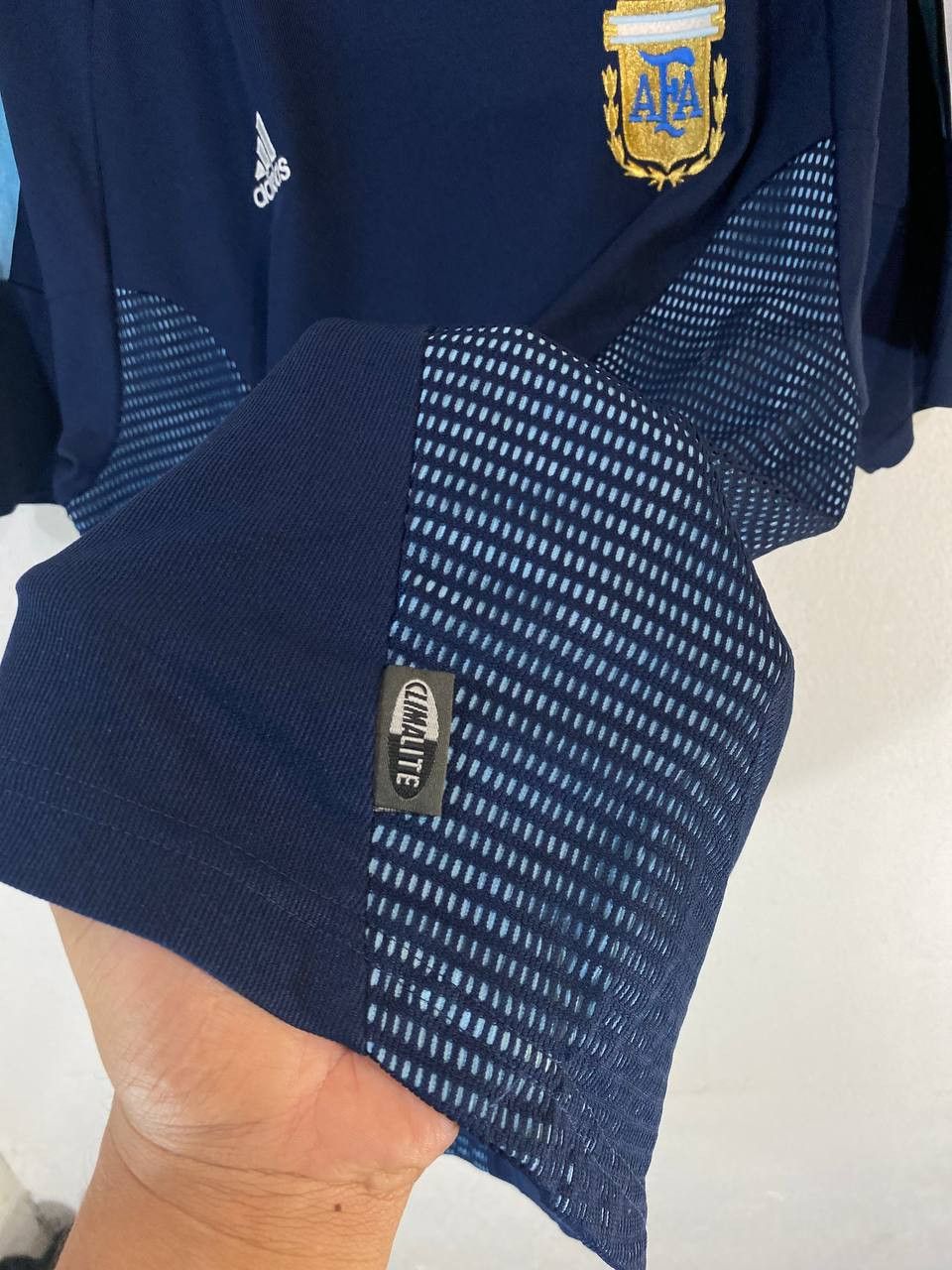 Adidas vintage adidas argentina football club jersey Size US L / EU 52-54 / 3 - 6 Thumbnail