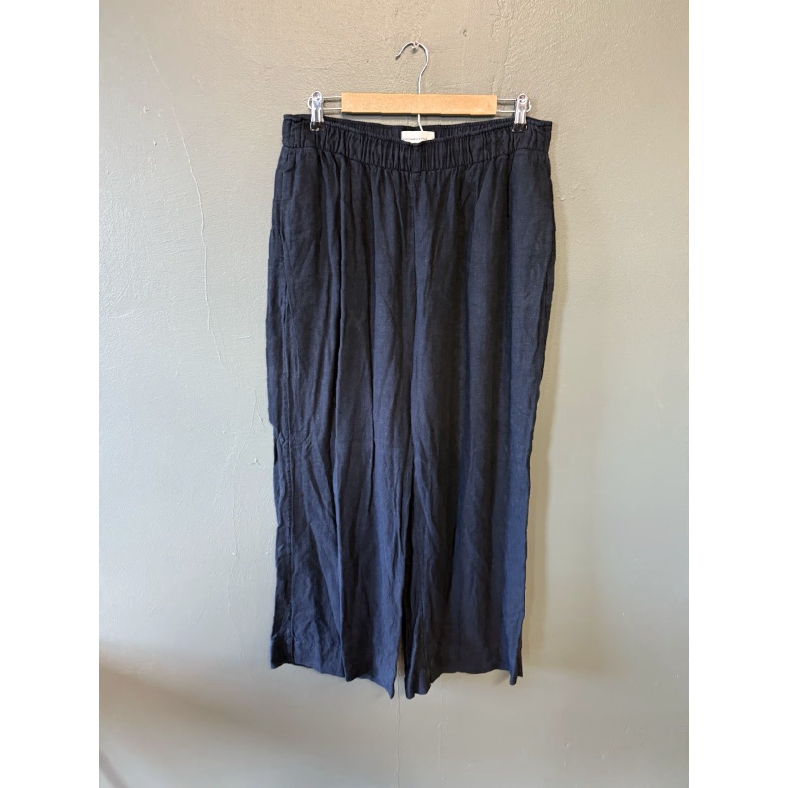 Abercrombie & Fitch Abercrombie & Fitch Womens Black Wide-Leg Cropped Pants L Regular Wide-Leg Size 36" / US 14 / IT 50 - 2 Thumbnail