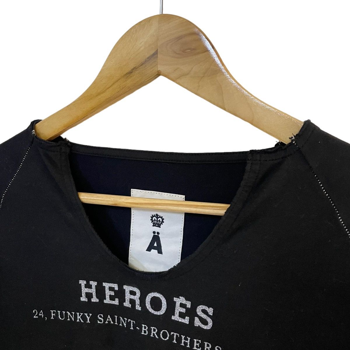 Y's Vintage Y2K Original Merchandise Heroes 24,Funky Saint Size US M / EU 48-50 / 2 - 5 Thumbnail
