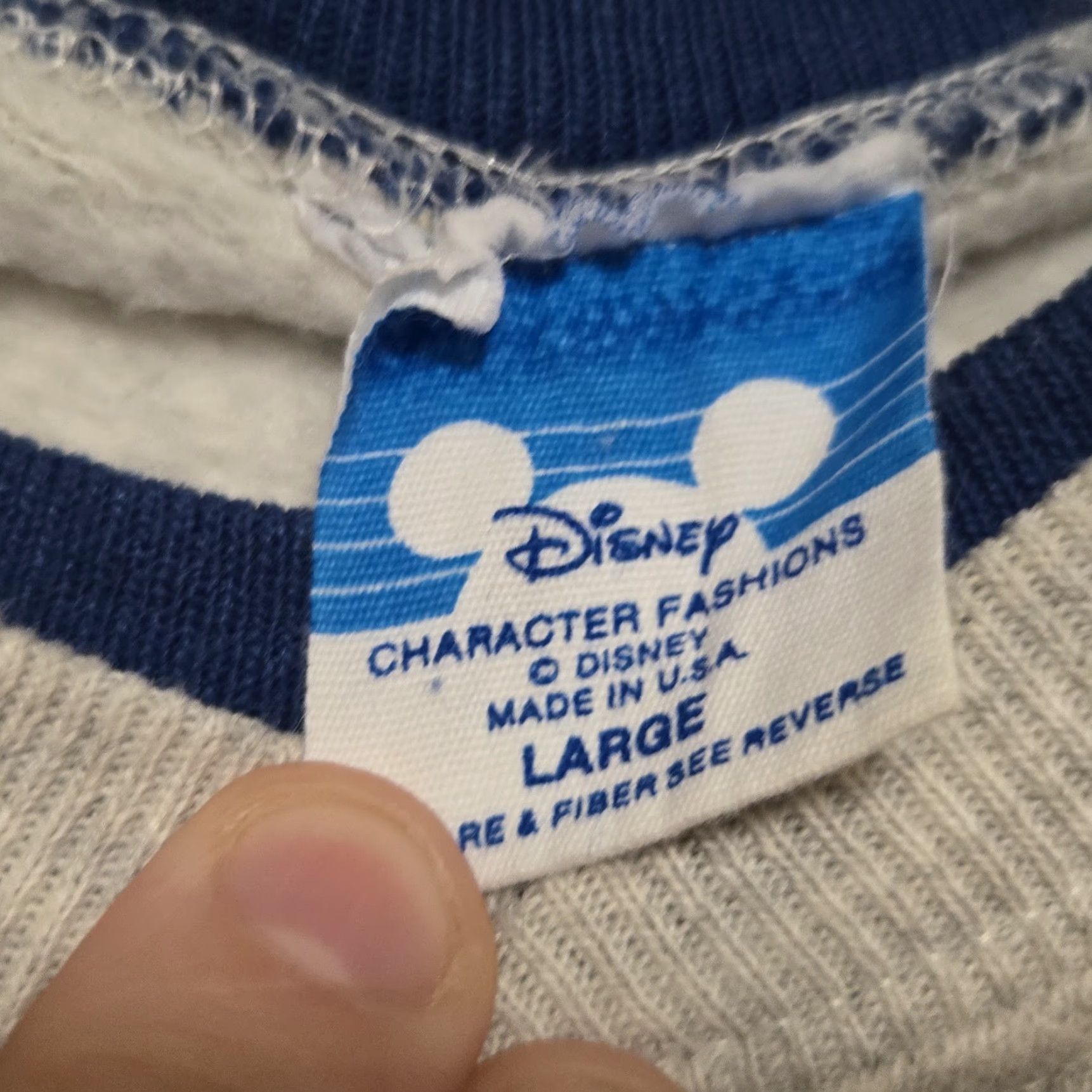 Disney VINTAGE 80’s Walt Disney Studios Sweatshirt Large Mickey Mouse Made In USA Sweatshirt Men L White 80s Pullover Disney Mickey, Shirt? Size US L / EU 52-54 / 3 - 5 Thumbnail