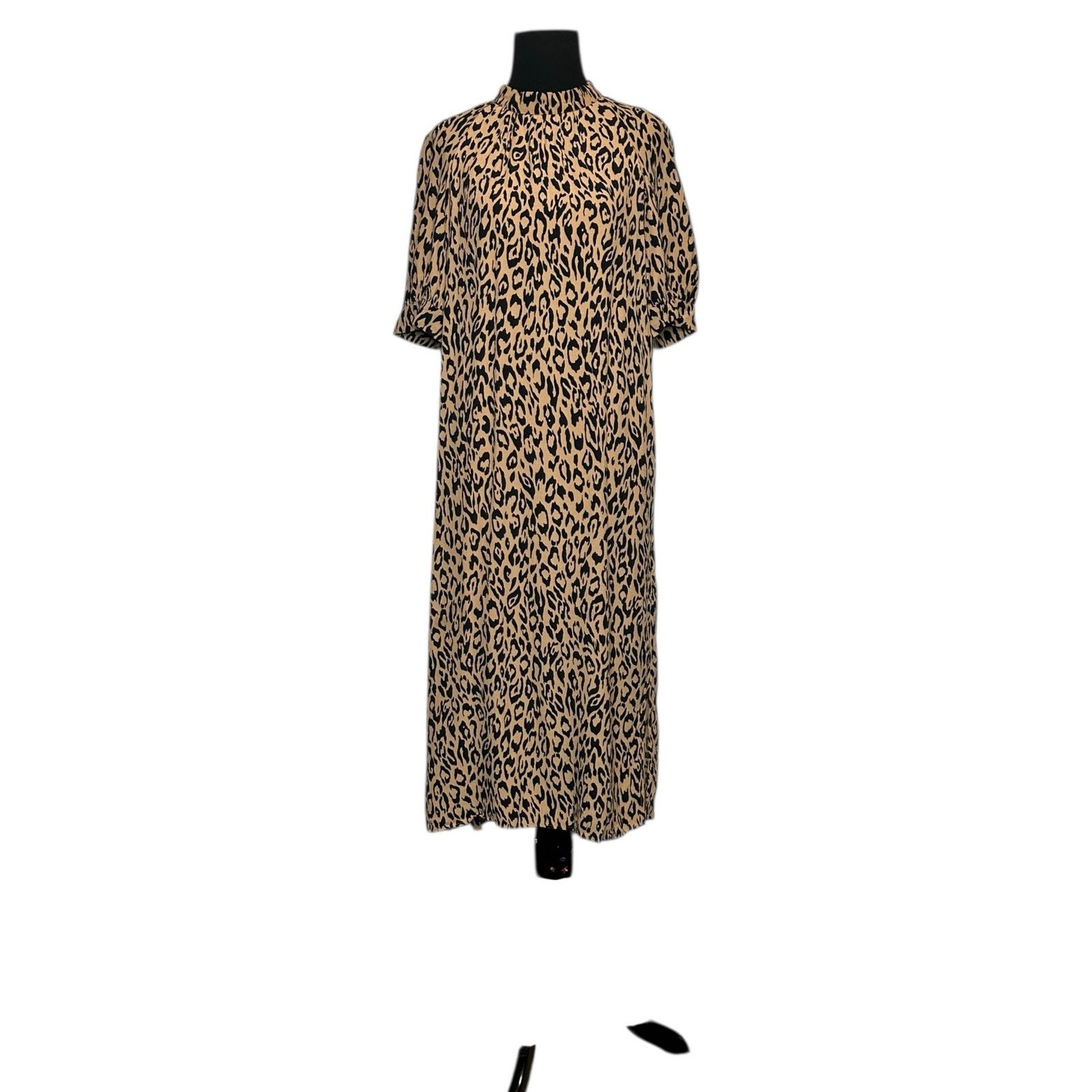 Anthropologie Anthropologie Leopard Print Short Sleeves Midi Dress size XS Size XS / US 0-2 / IT 36-38 - 17 Thumbnail