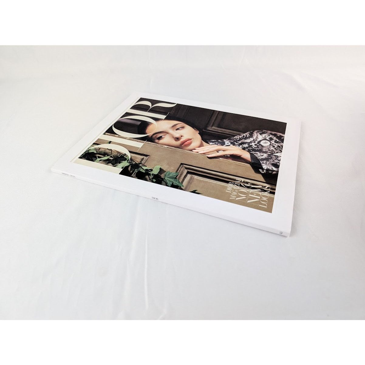 Dior o1rshd1 Dior Magazine Size ONE SIZE - 1 Thumbnail