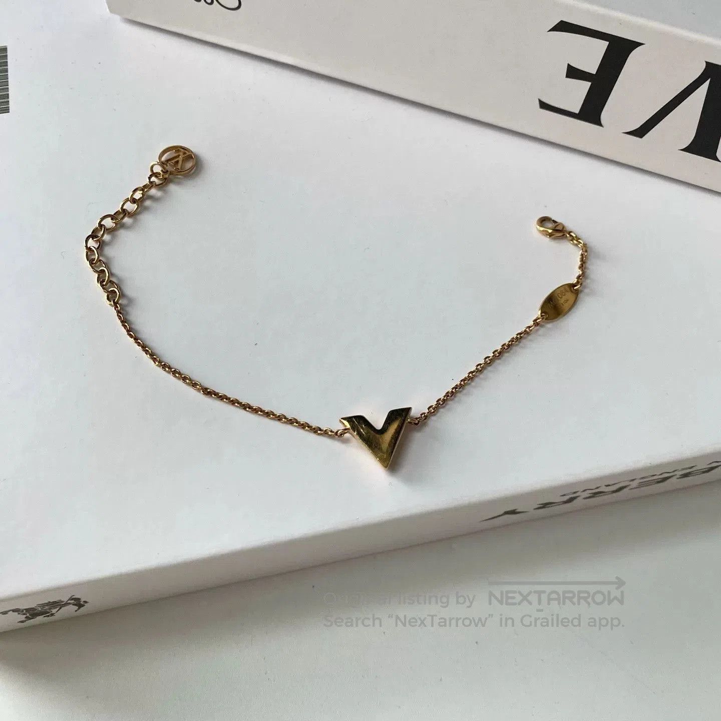 Louis Vuitton Louis Vuitton V. Size ONE SIZE - 3 Thumbnail