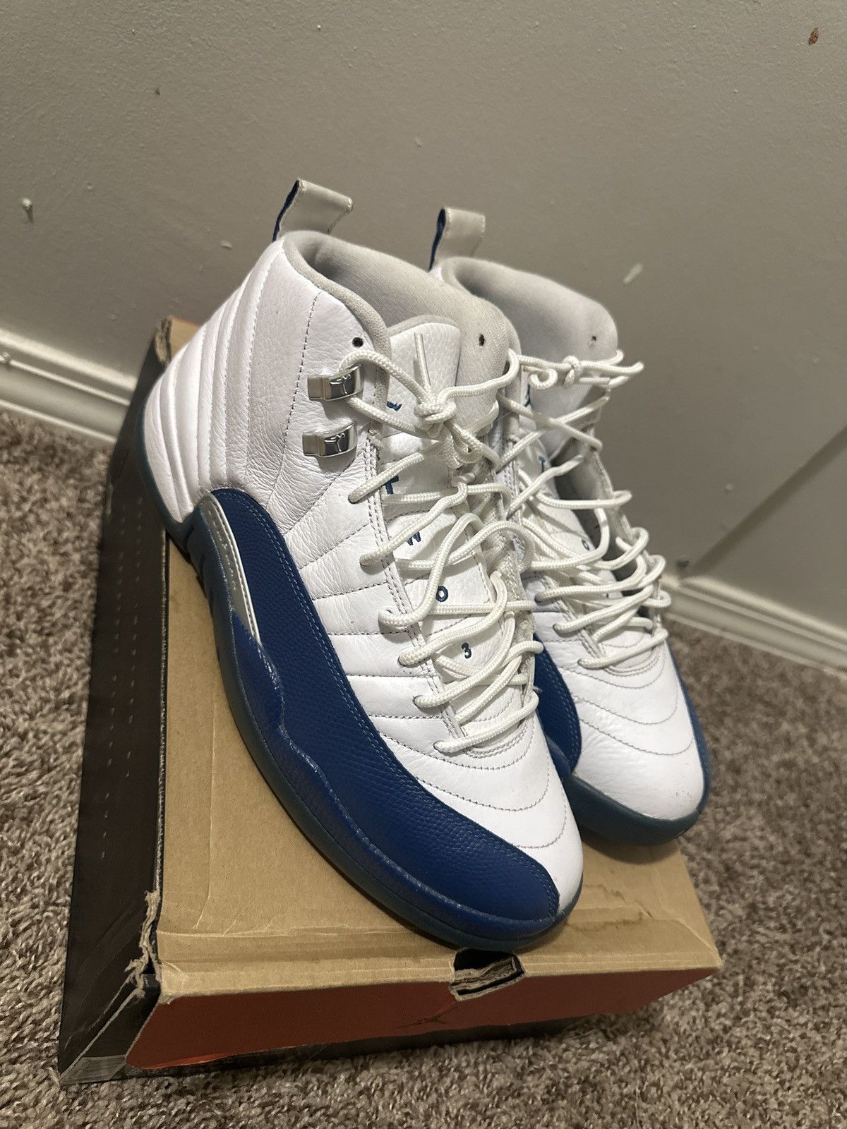 Jordan Brand 2016 French Blue retro 12s Size US 9.5 / EU 42-43 - 2 Thumbnail