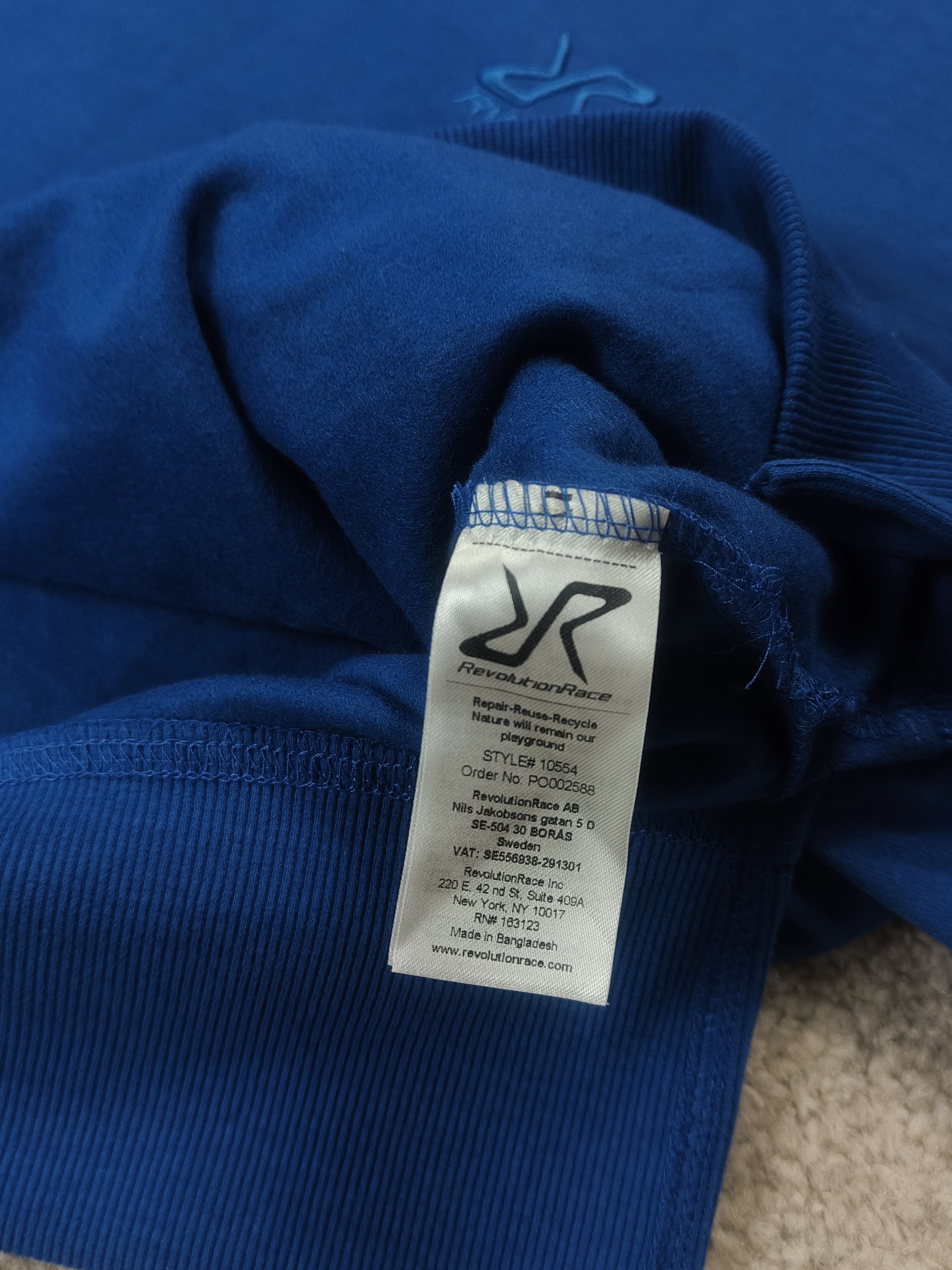 Other RevolutionRace Blue Cropped Outdoor Women's Casual Crewneck Size L / US 10 / IT 46 - 3 Thumbnail