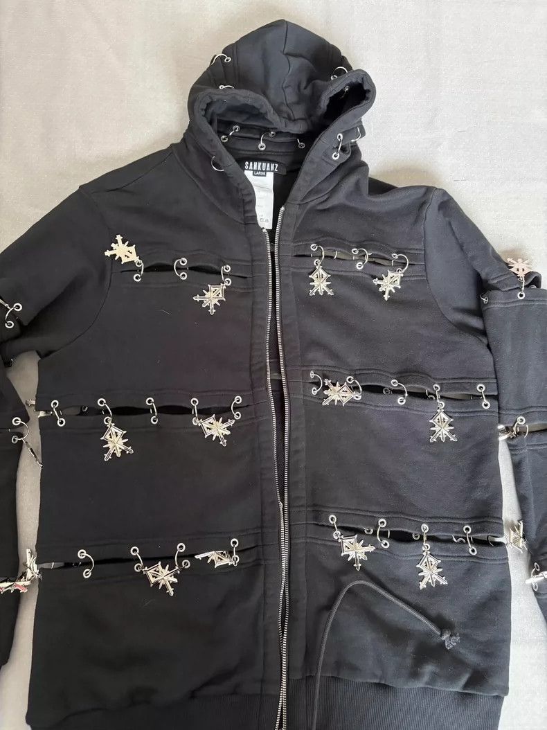Yohji Yamamoto Stylish Black Hoodie with Silver Details-2506 Size M / US 6-8 / IT 42-44 - 5 Thumbnail