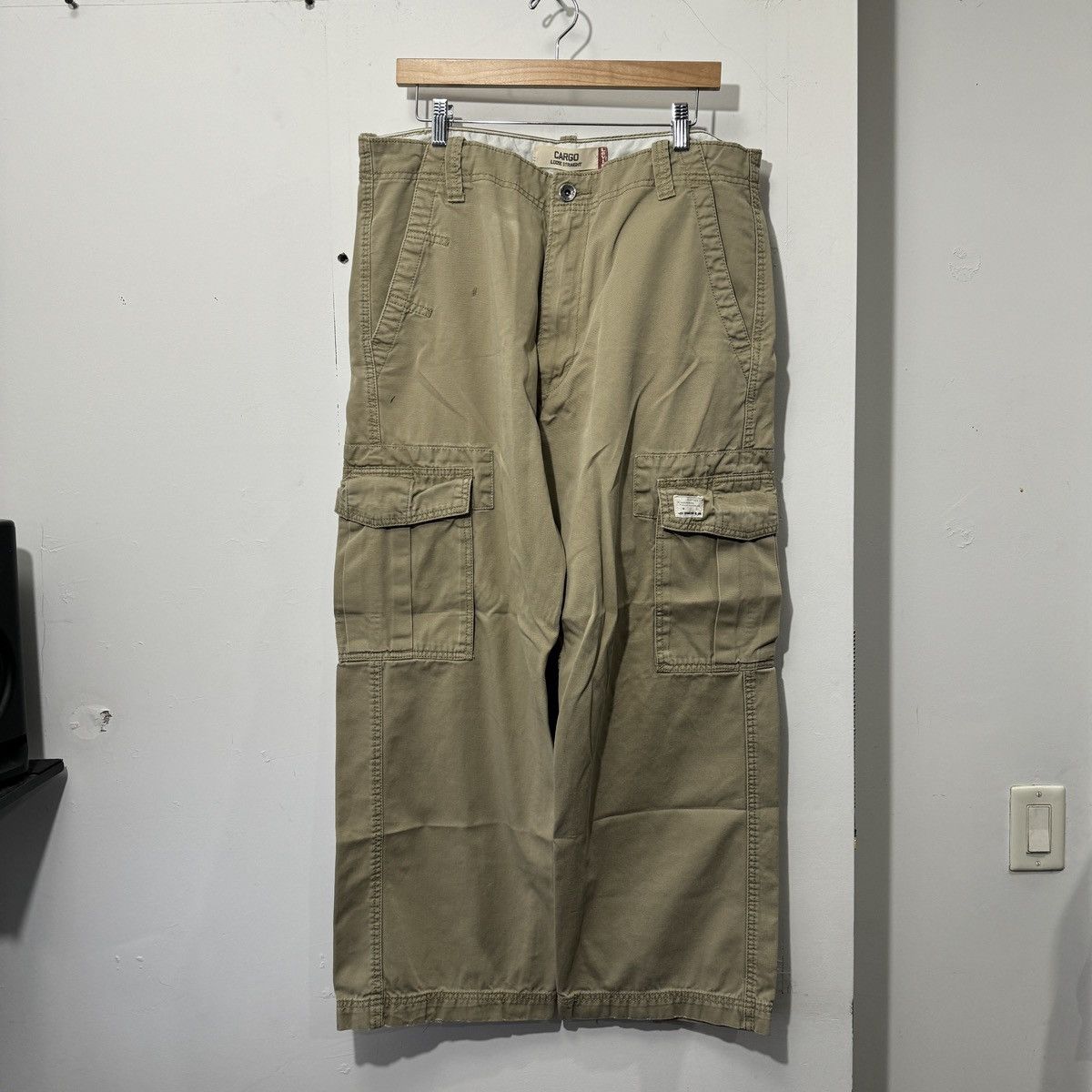 image of Levis x Vintage Y2K Levi’S Cargo Baggy Multi Pocket Pants Khaki 36 in Tan, Men's