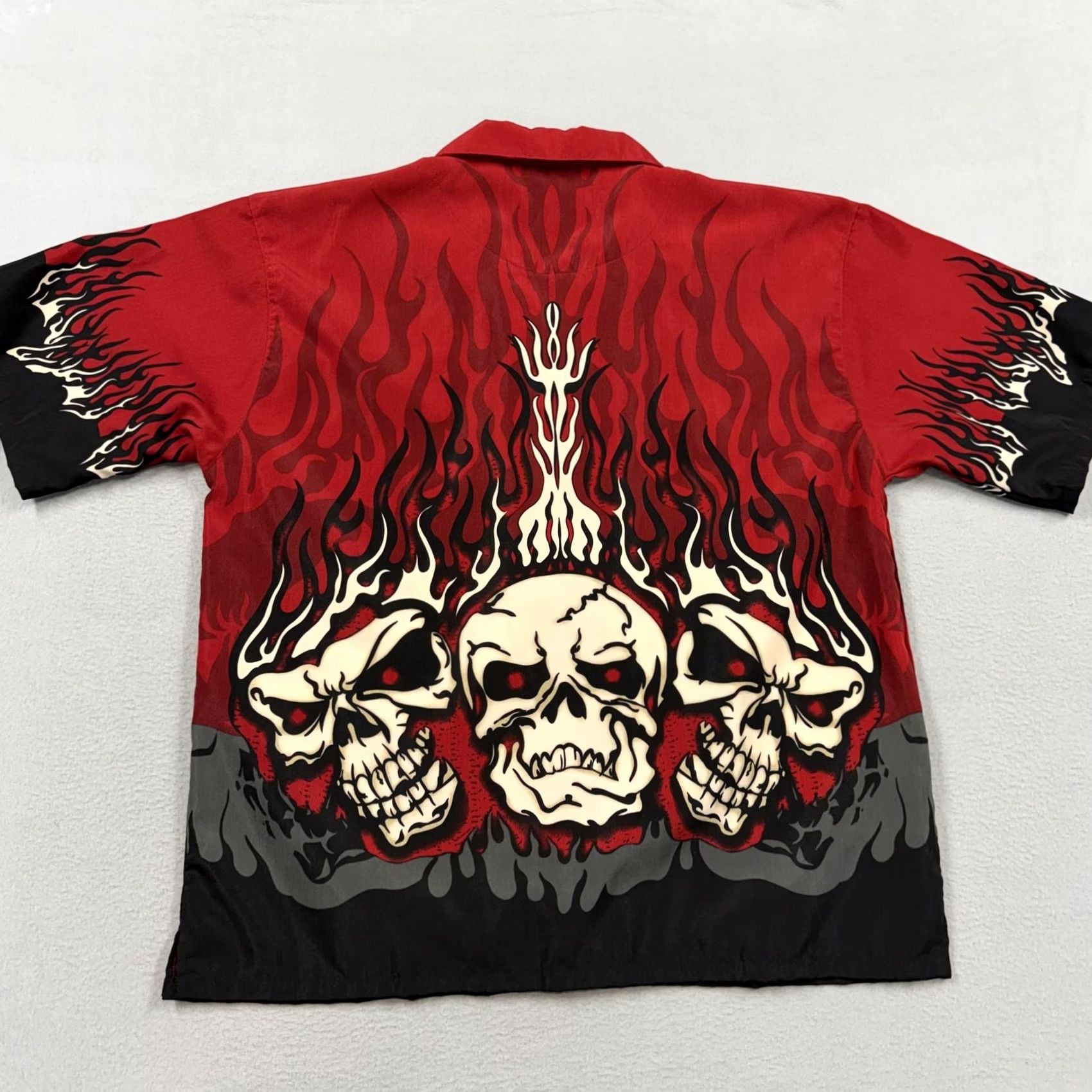 Vintage Steve & Barry's Shirt Mens XL Red Skull Flames Camp Short Sleeve Button Casual Size US XL / EU 56 / 4 - 3 Thumbnail
