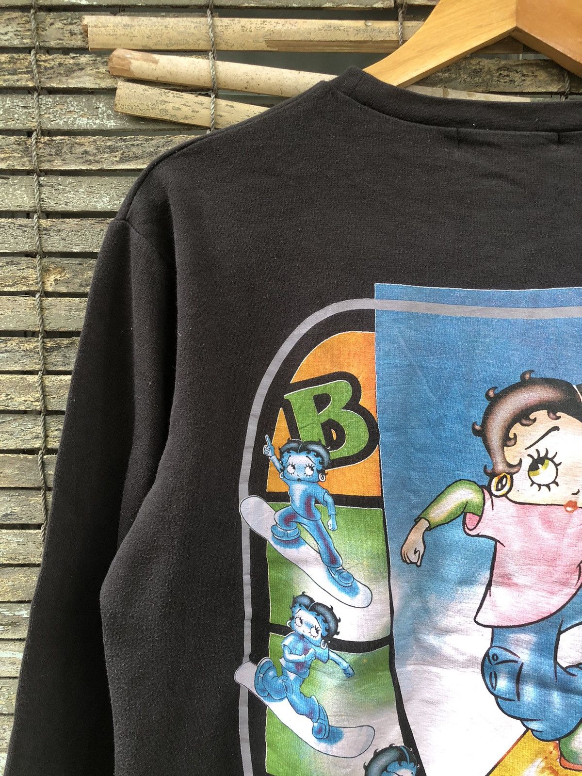 Cartoon Network × Japanese Brand × Vintage Vintage Y2K Betty Boop Snowboard Backhit Tshirt Size US L / EU 52-54 / 3 - 5 Thumbnail