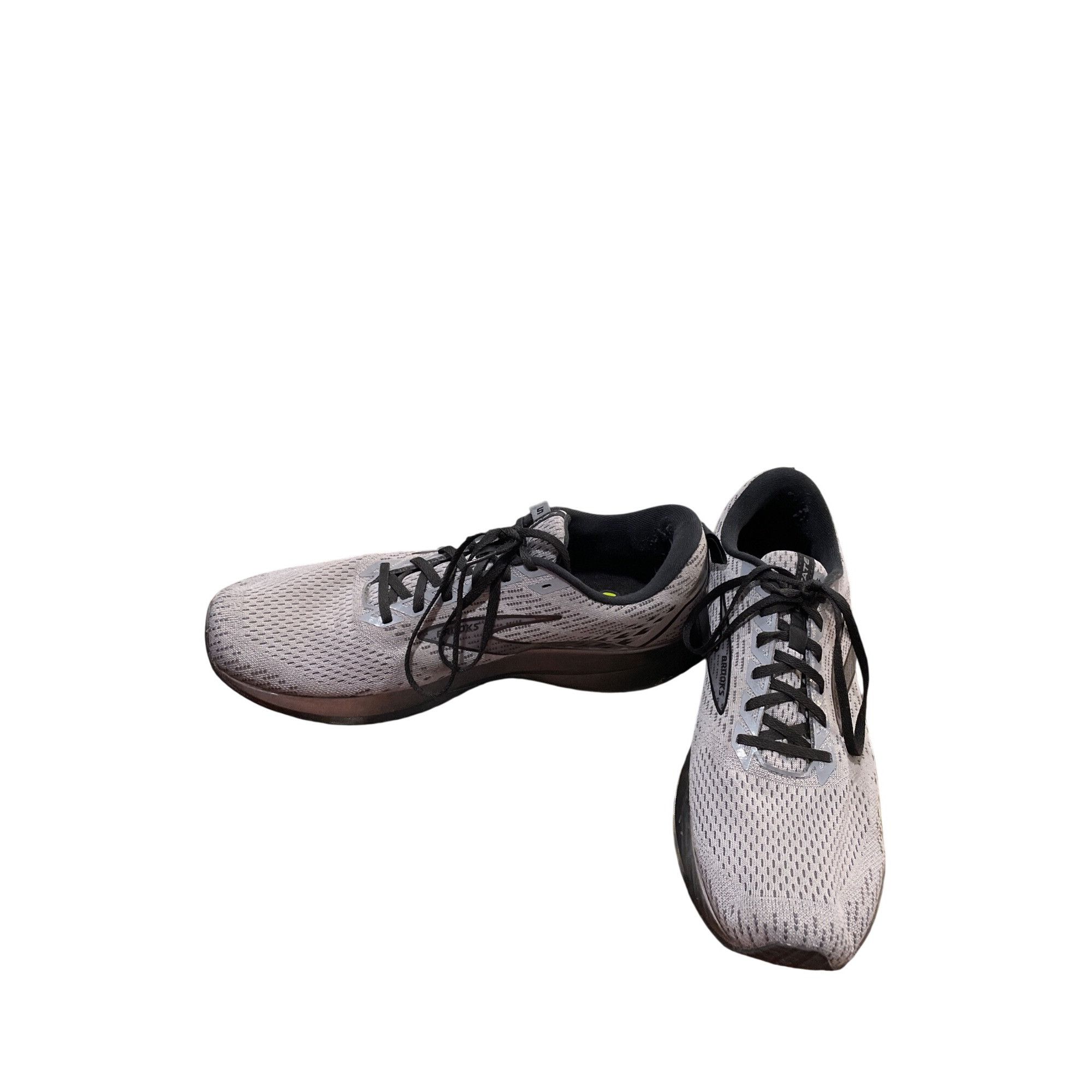 Brooks Brooks Levitate 5 mens gray black walking running sneakes sz Size US 13 / EU 46 - 2 Thumbnail