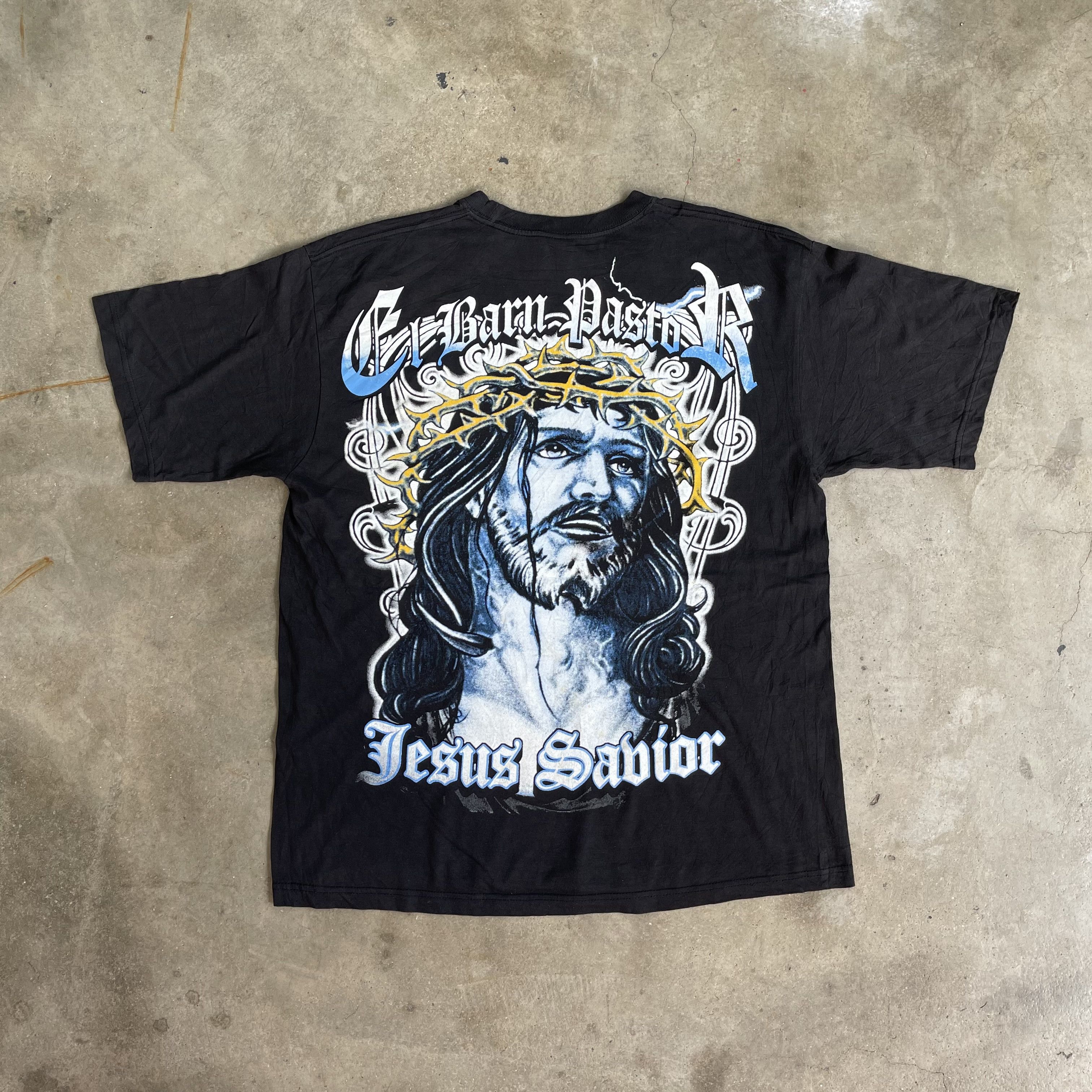 Vintage 90s Vintage Jesus With Crown Of Thorns T-shirt Size US XL / EU 56 / 4 - 1 Thumbnail