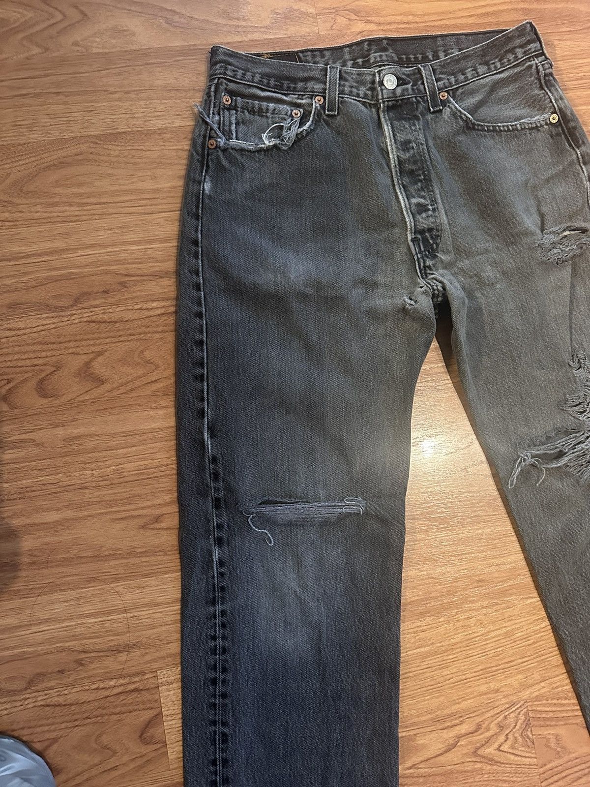 Levi's × Vintage Distressed Vintage Levi’s Denim Size US 30 / EU 46 - 4 Thumbnail