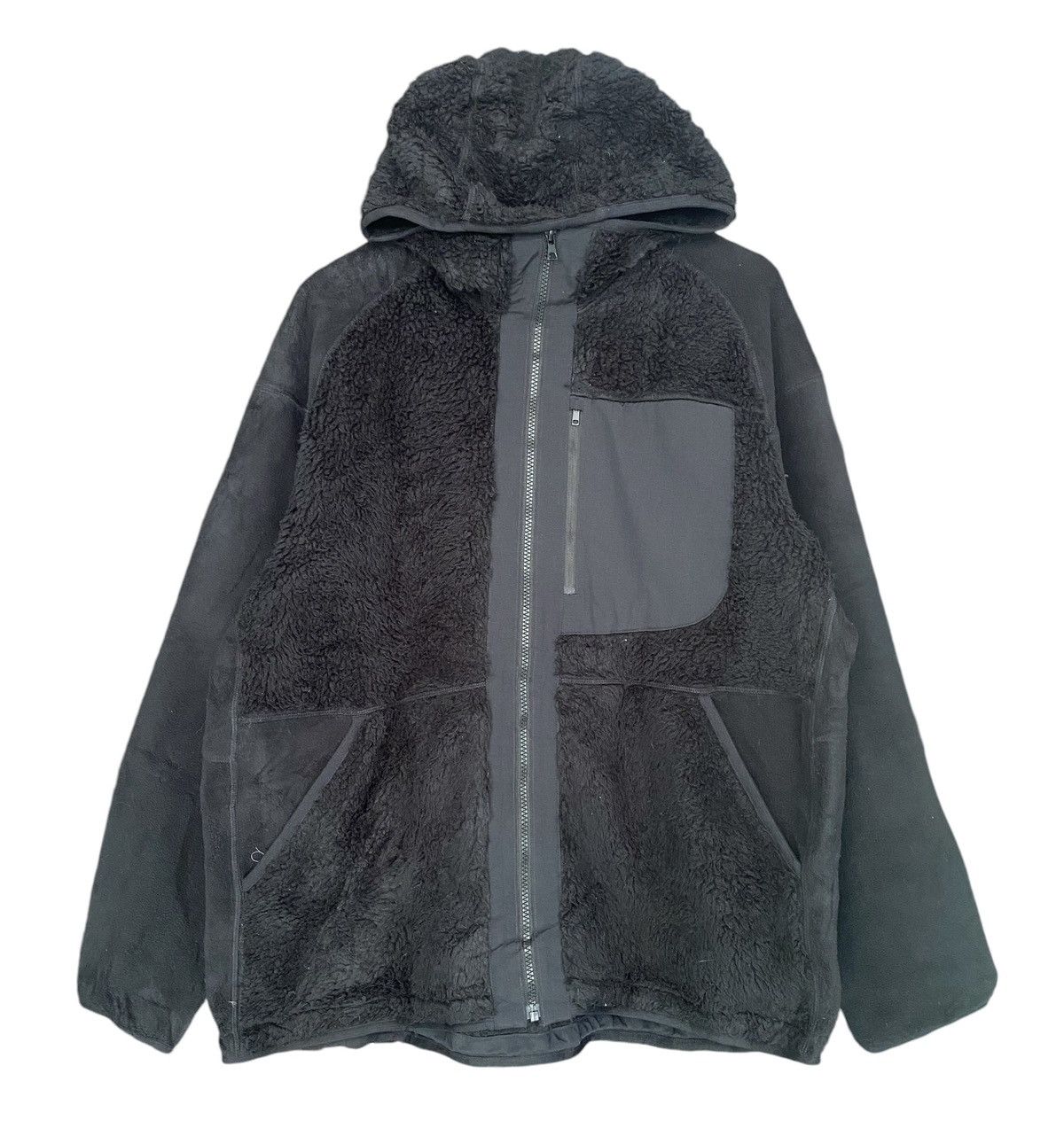 Other UNIQLO WHITE MOUNTAINEERING Fleece Hoodie Zipper Jacket Size US XL / EU 56 / 4 - 1 Thumbnail