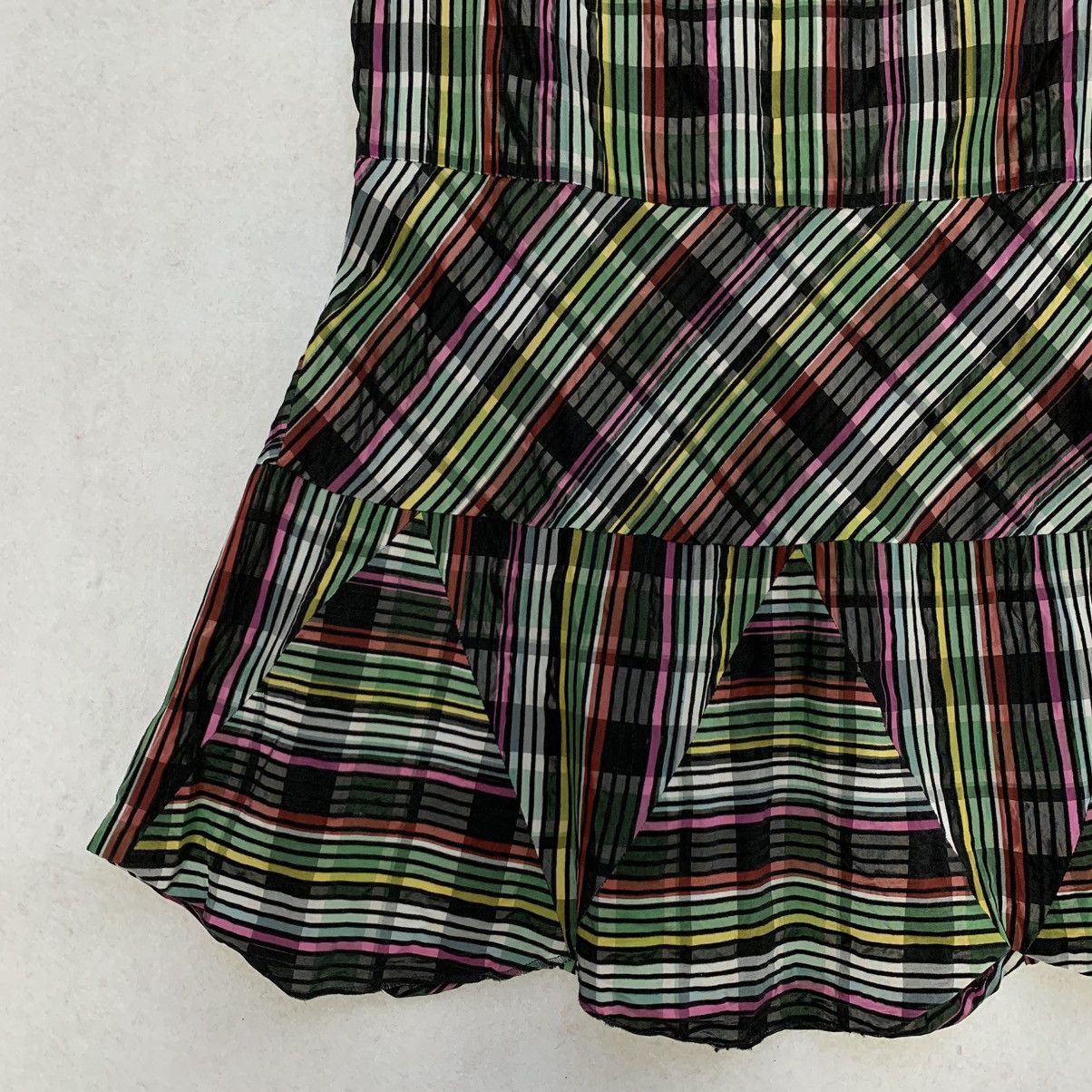 KEITAMARUYAMA Keita Maruyama AW2004-2005 Multicolor Striped Mermaid Skirt Size 26" / US 2 / IT 38 - 2 Thumbnail