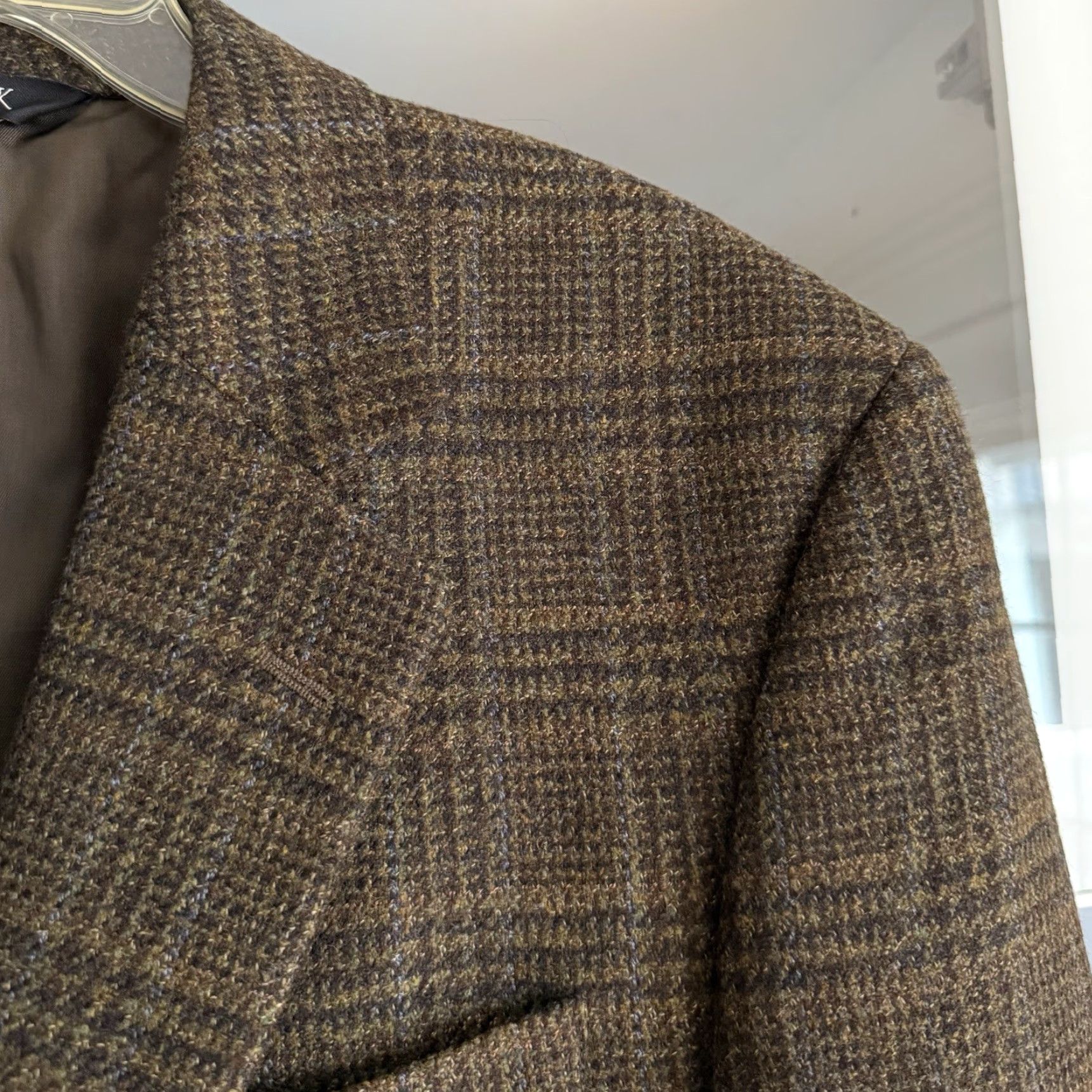 Jos. A. Bank VINTAGE Jos A Bank Sport Coat Jacket Brown Check Plaid Lambswool Cashmere 44R Two-Button Notch Lapel Single-Vented Classic Men Size US S / EU 44-46 / 1 - 4 Thumbnail