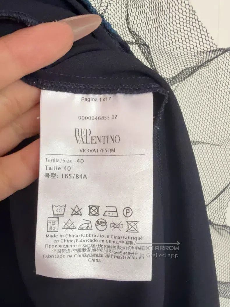 Valentino Valentino Lace hand-embroidered two-piece dress Size M / US 6-8 / IT 42-44 - 6 Thumbnail