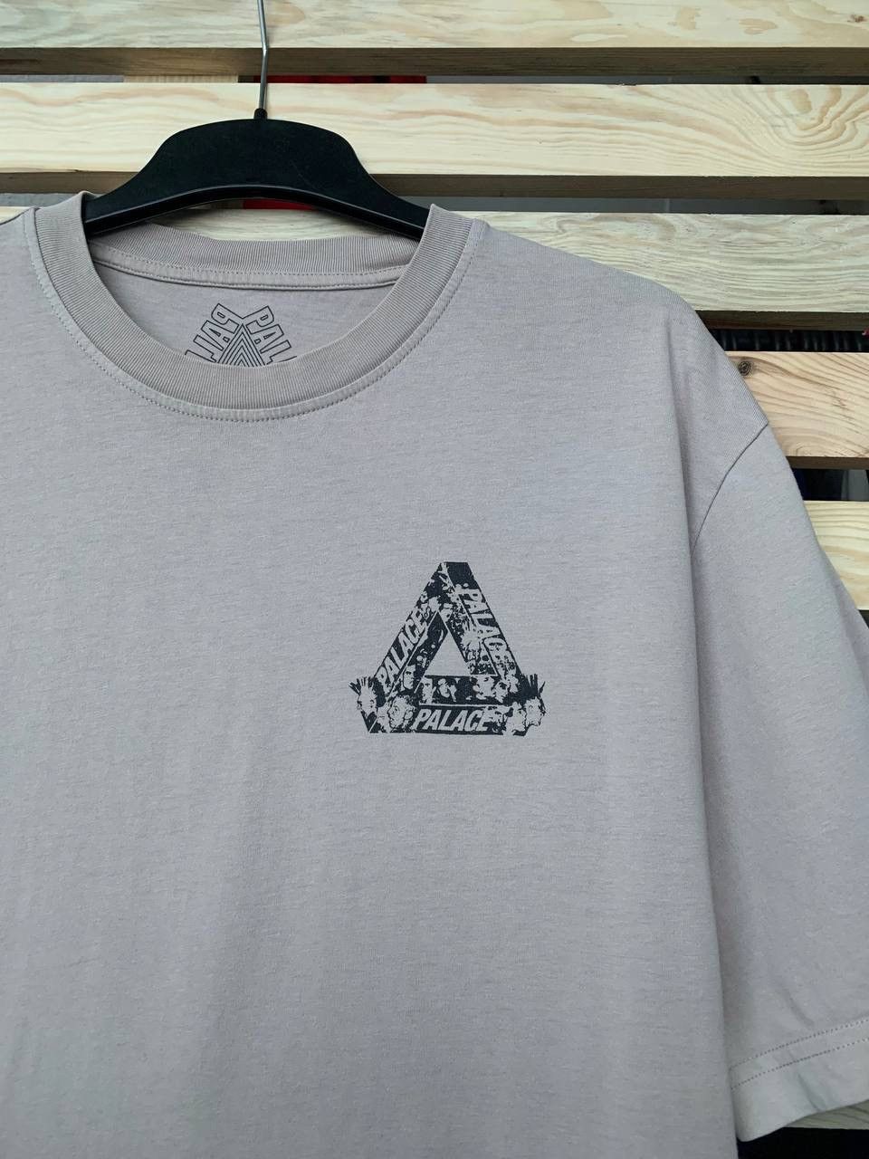Palace Palace Tri Heads T-Shirt - L Size US L / EU 52-54 / 3 - 5 Thumbnail