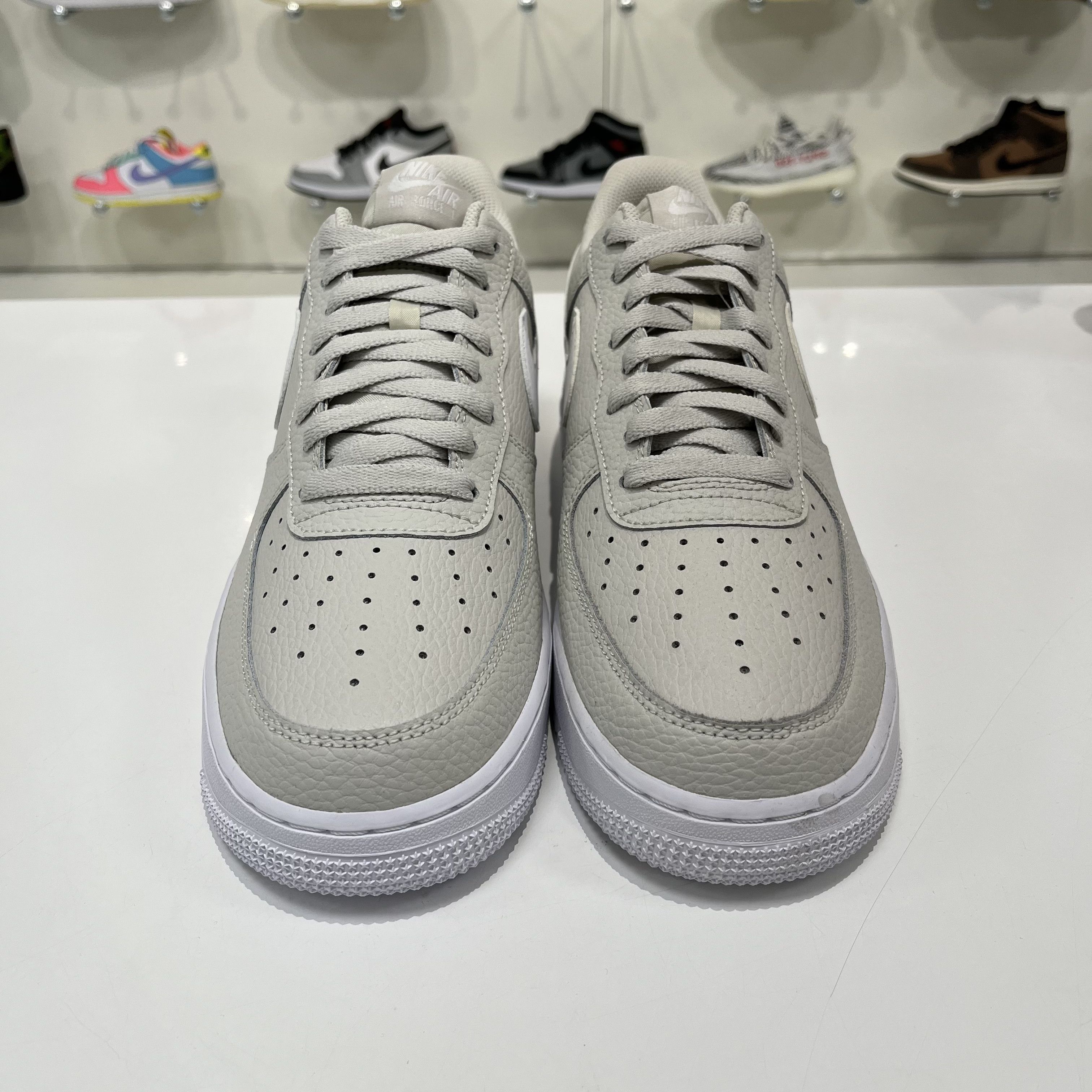 Nike Nike Air Force 1 Low Light Bone White Size US 10.5 / EU 43-44 - 5 Thumbnail