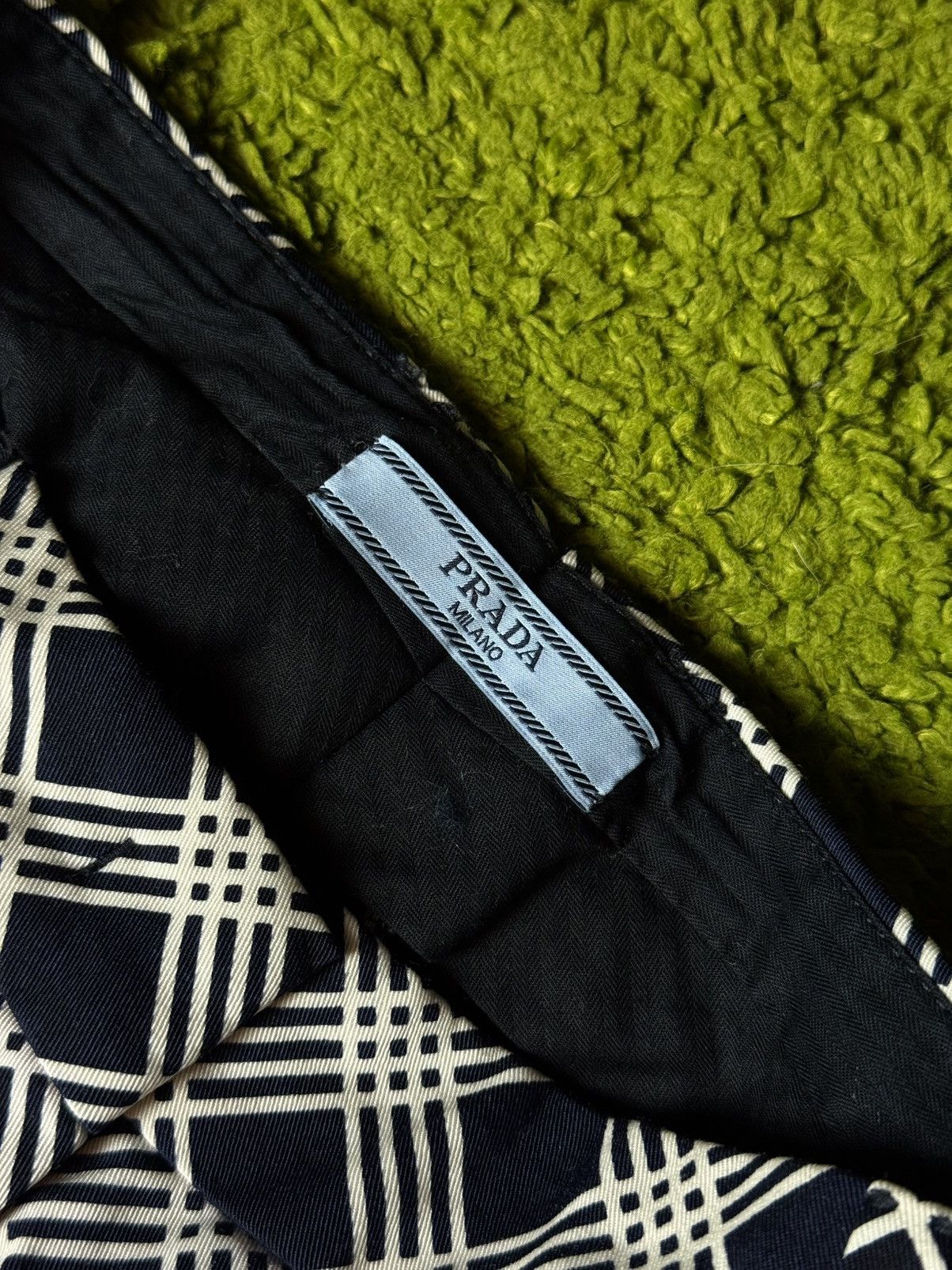 Prada Prada checekred monogram wool blend pants Size 28" / US 6 / IT 42 - 5 Thumbnail