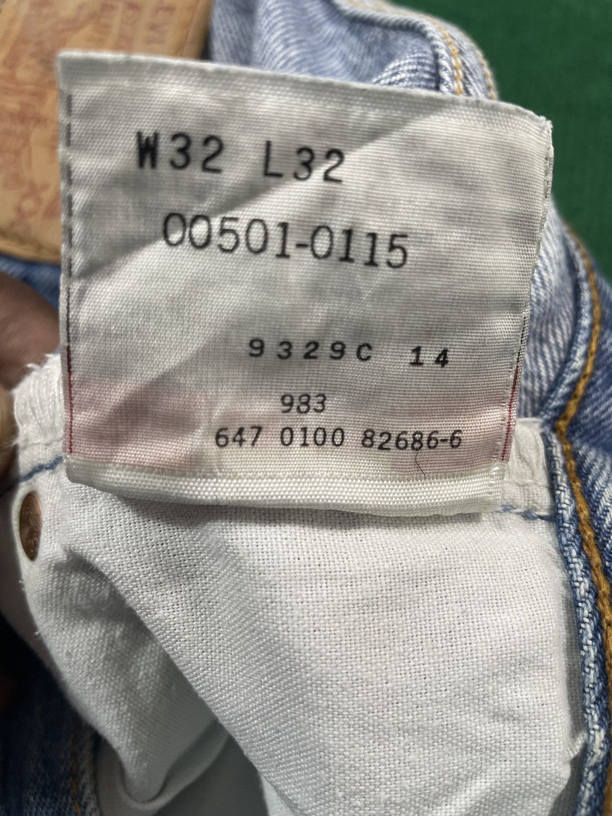 Levi's × Vintage Distressed Levis 501 with Paint Splatter Size US 32 / EU 48 - 8 Thumbnail