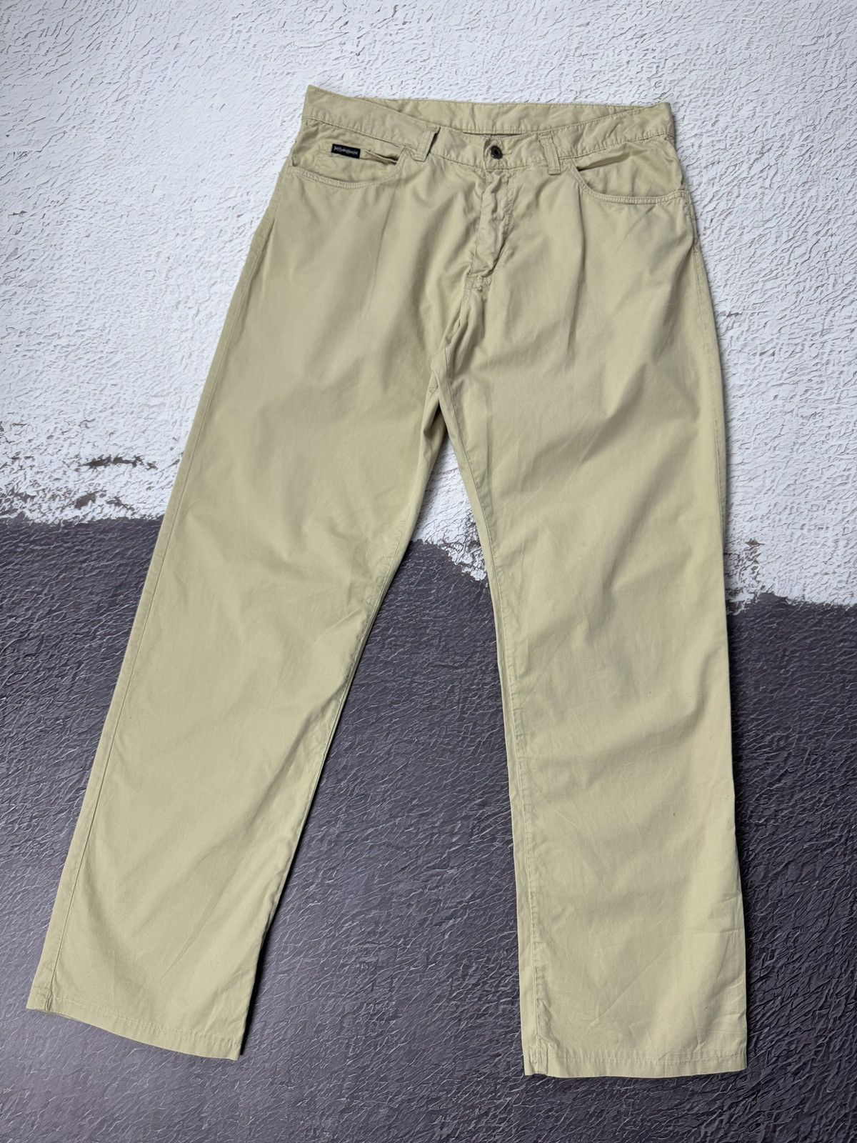 Yves Saint Laurent Yves Saint Laurent vintage beige pocket logo chino pants Size US 36 / EU 52 - 2 Thumbnail