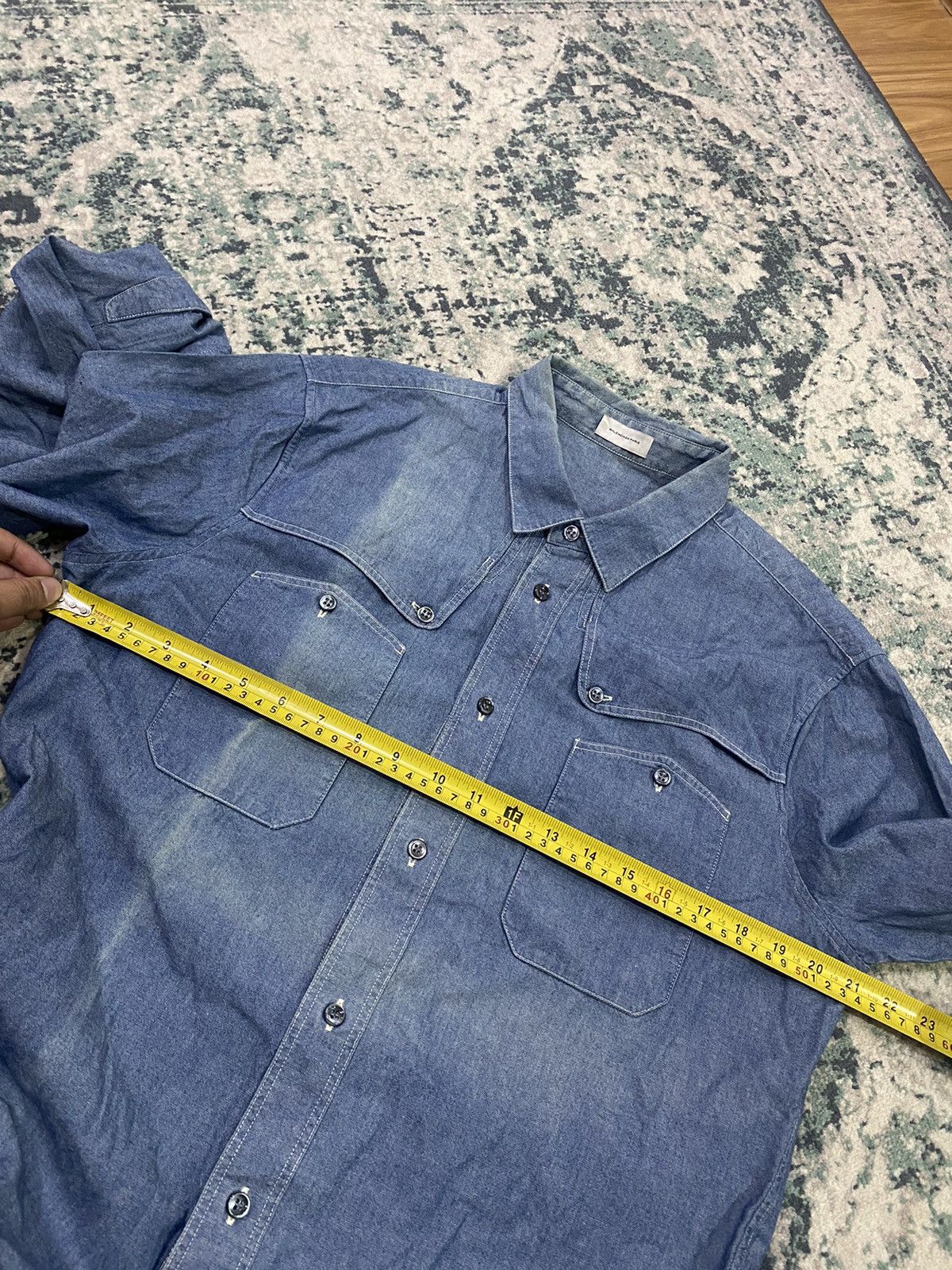 Balenciaga AW09 Balenciaga Paris Faded Hidden Pocket Denim Shirt Size US L / EU 52-54 / 3 - 21 Thumbnail