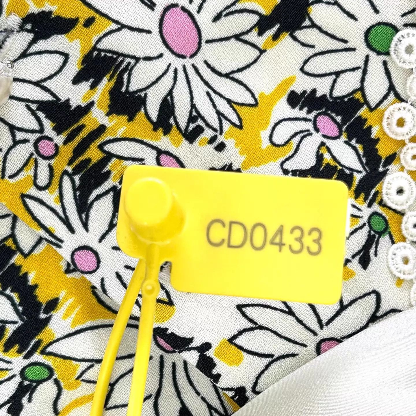 Miu Miu MIU MIU Daisy V-neck pearl button floral dress 42 new Size M / US 6-8 / IT 42-44 - 7 Thumbnail