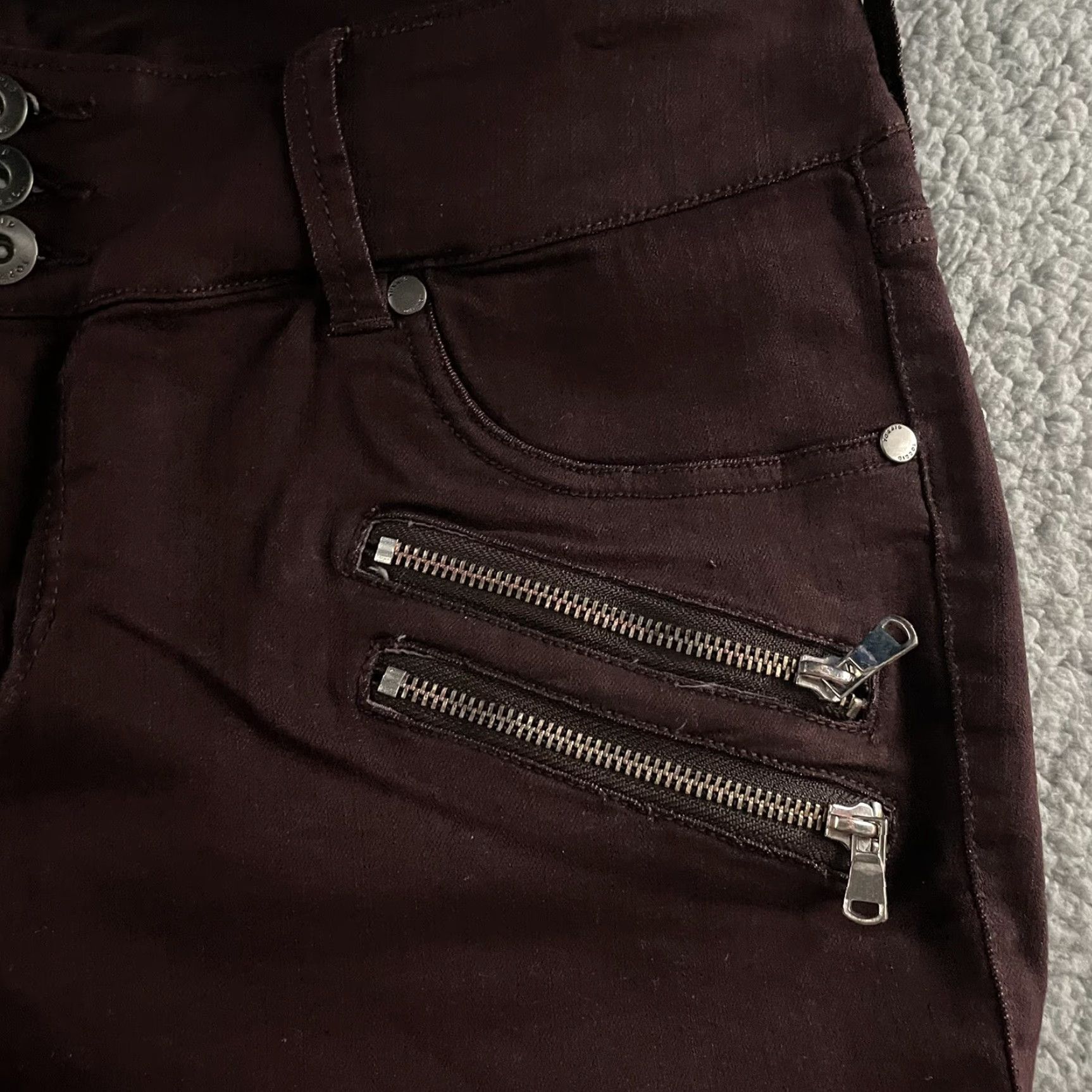 Torrid Torrid Jeans Maroon 16R Jegging Zip Pockets Women Size 38" / US 16 / IT 52 - 3 Thumbnail