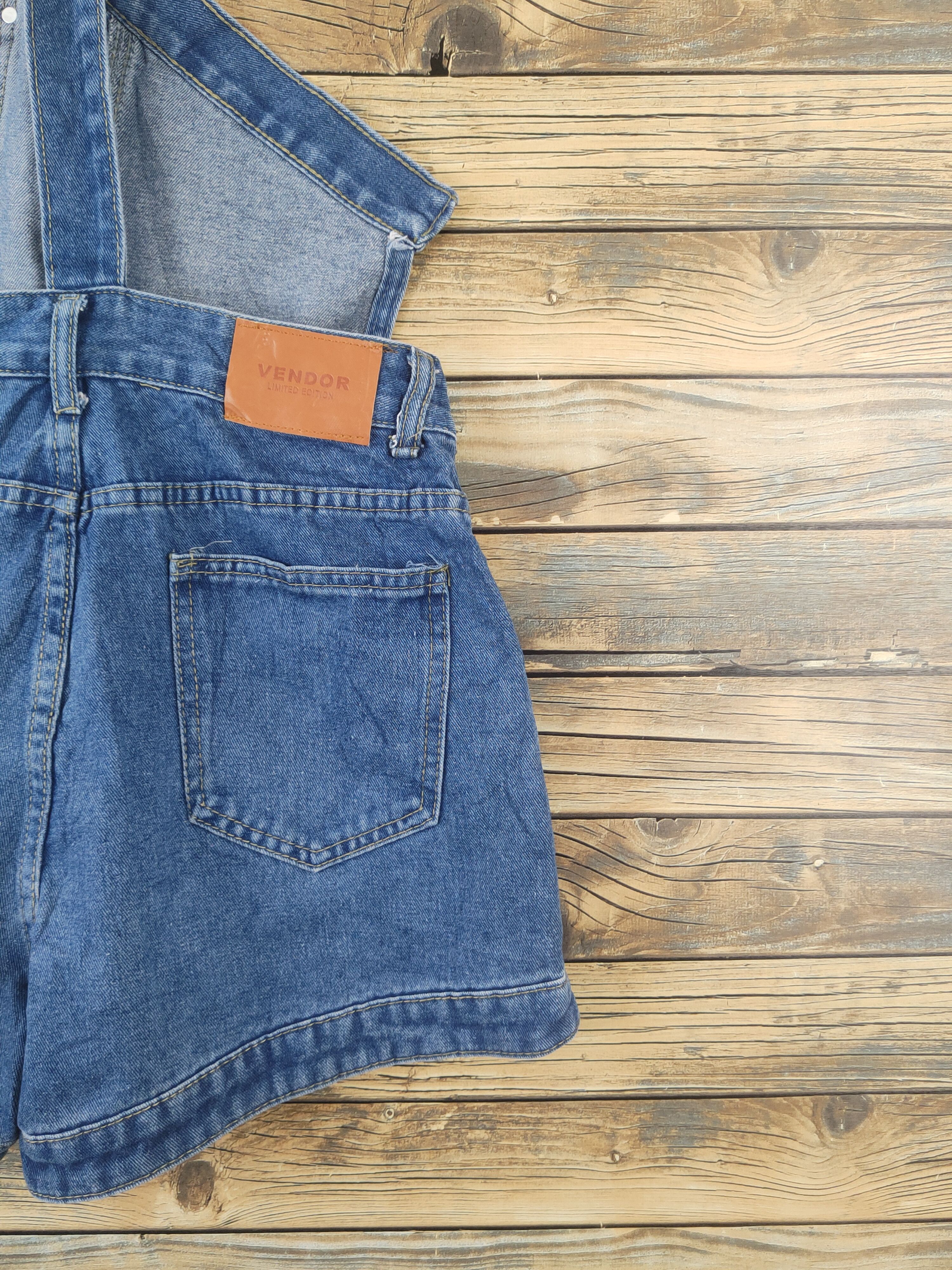 Japanese Brand × Vintage Vintage Vendor Blue Half Shoulder Denim Shortall Jumpsuits Size 28" / US 6 / IT 42 - 8 Thumbnail