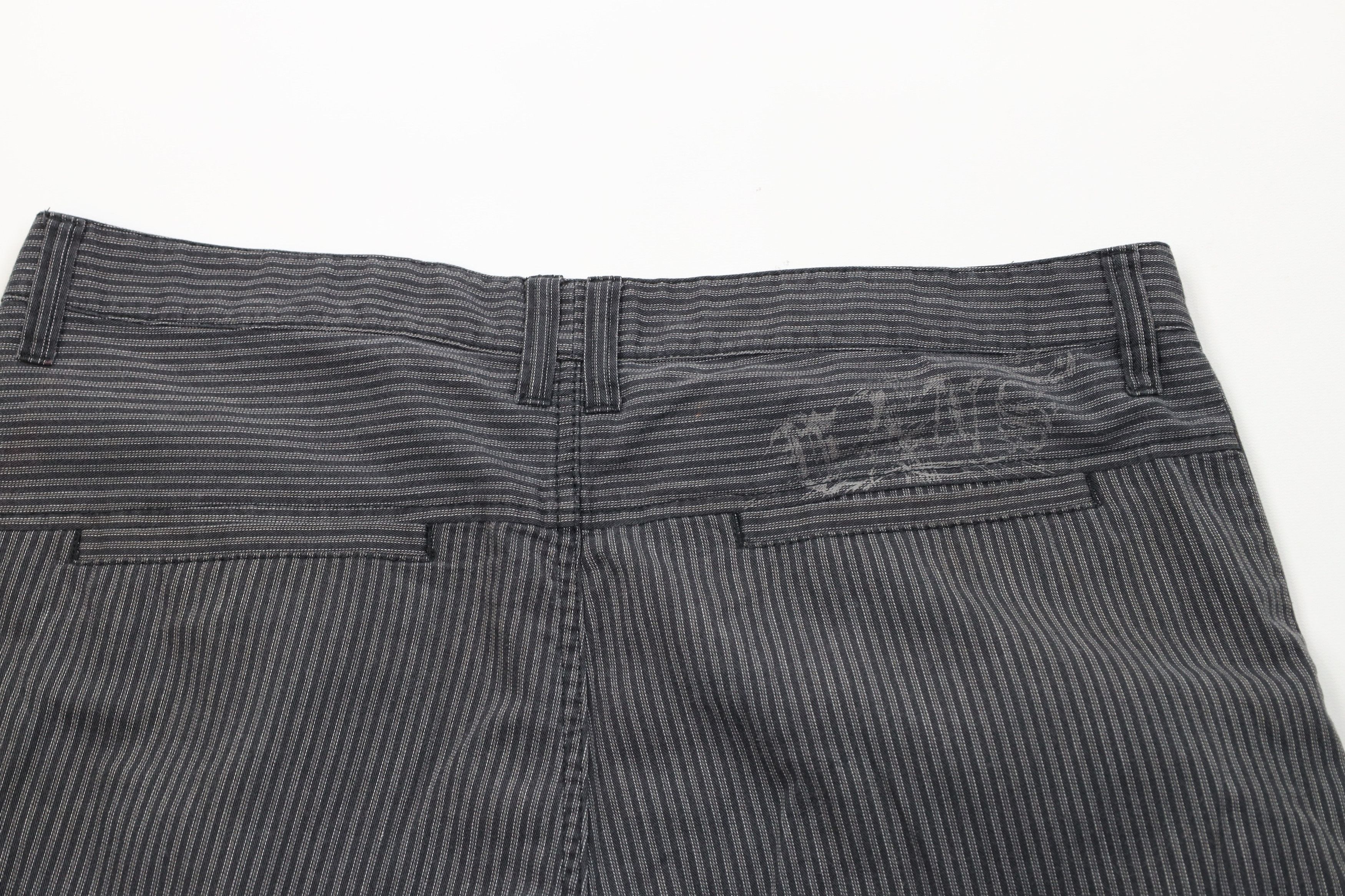 Vans Vintage Vans Skateboarding Striped Baggy Fit Shorts Gray Size US 38 / EU 54 - 10 Thumbnail