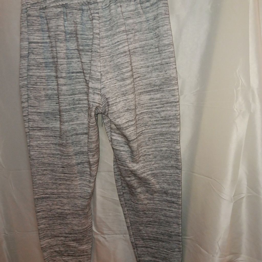 Rocawear Roma Concept by Mogue, gray sweatpants, Size Small, nwot Size 26" / US 2 / IT 38 - 4 Thumbnail