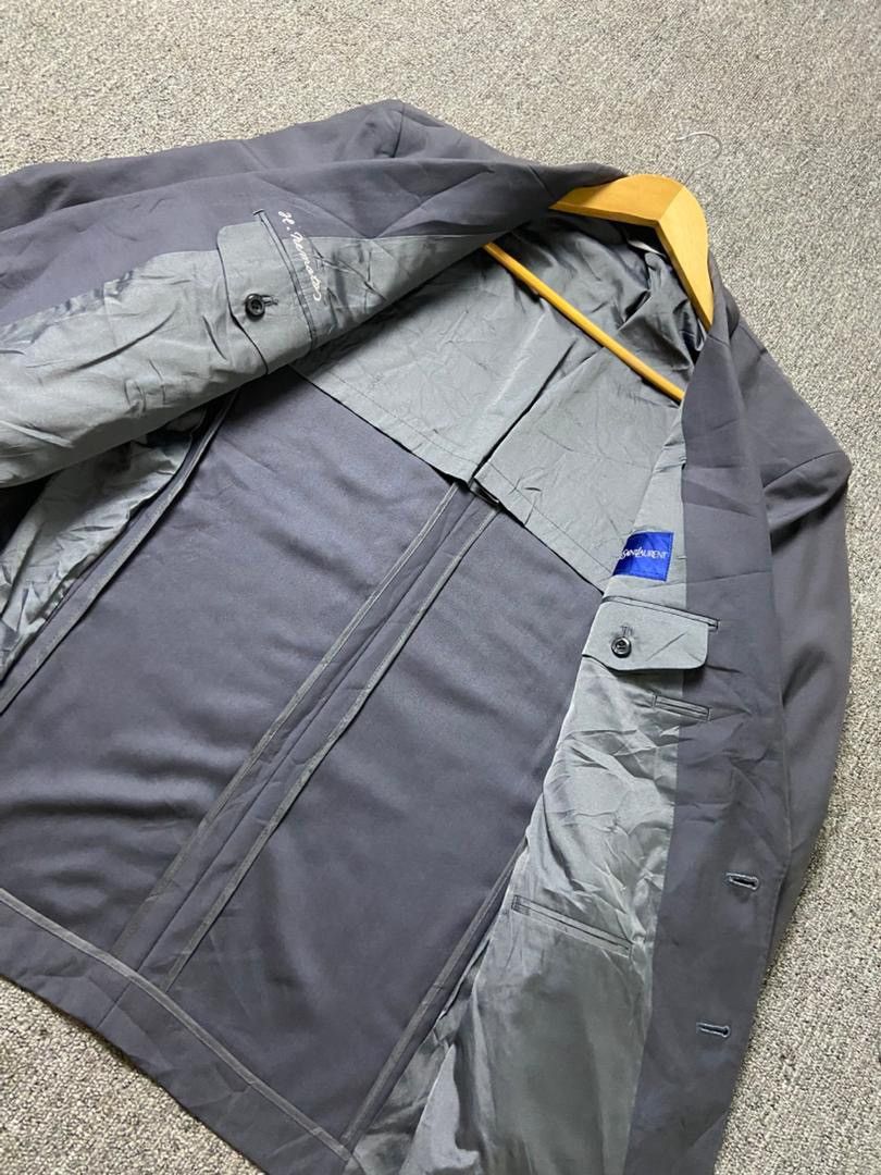 Yves Saint Laurent Yves Saint Laurent Single Breasted Blazer (191) Size US S / EU 44-46 / 1 - 7 Thumbnail