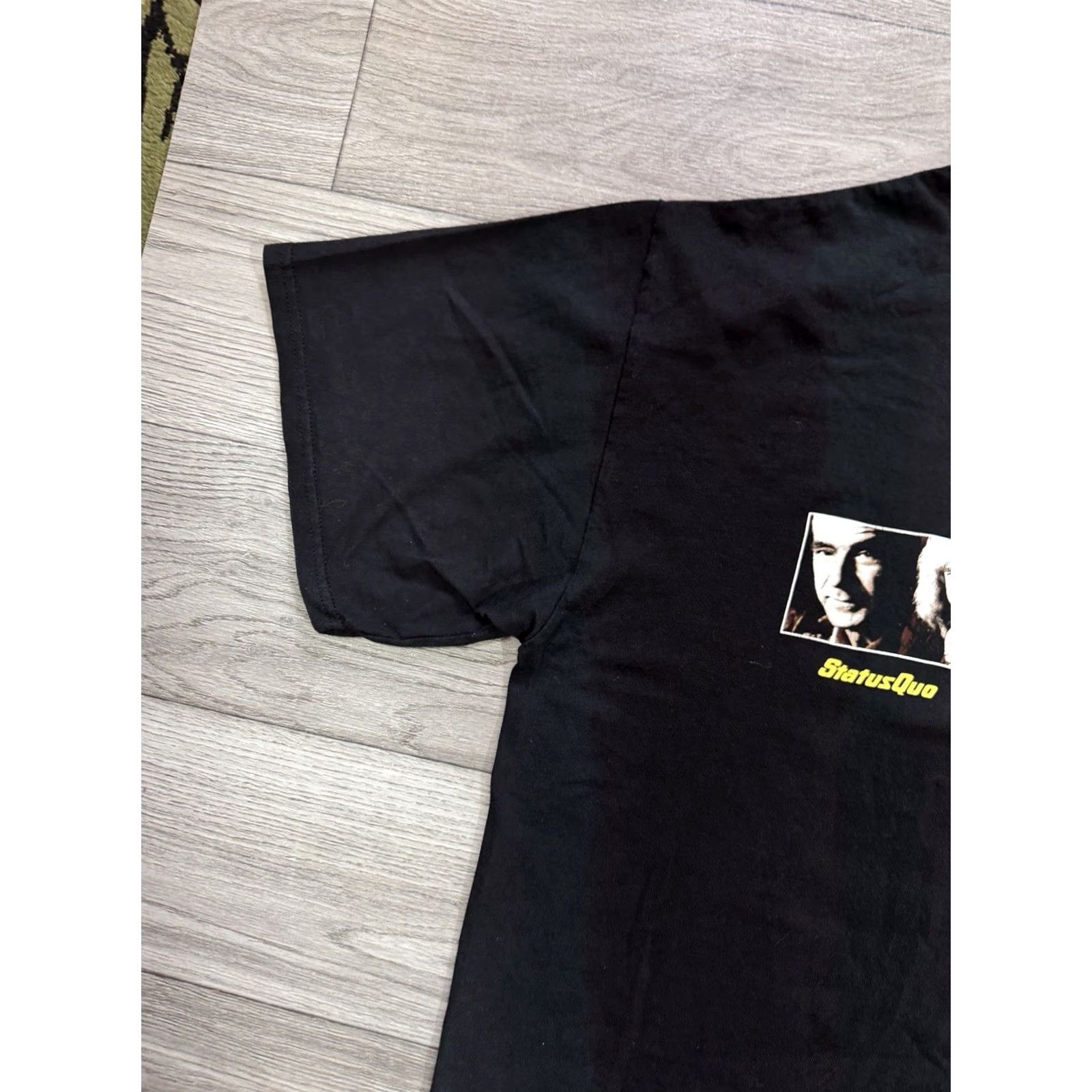 Gildan VINTAGE Status Qwo RIFFTS Tour UK 2003 2004 Rock Band T-Shirt Black 2XL Mens Short Sleeve T-Shirt XS? Size US XXL / EU 58 / 5 - 6 Thumbnail
