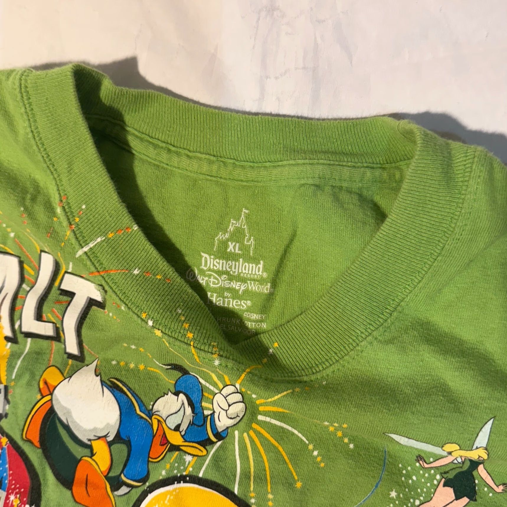 Disney V Walt Disney World Mickey Mouse Wrap Around T-Shirt Green XL Disneyland Resorts Size US XL / EU 56 / 4 - 2 Thumbnail