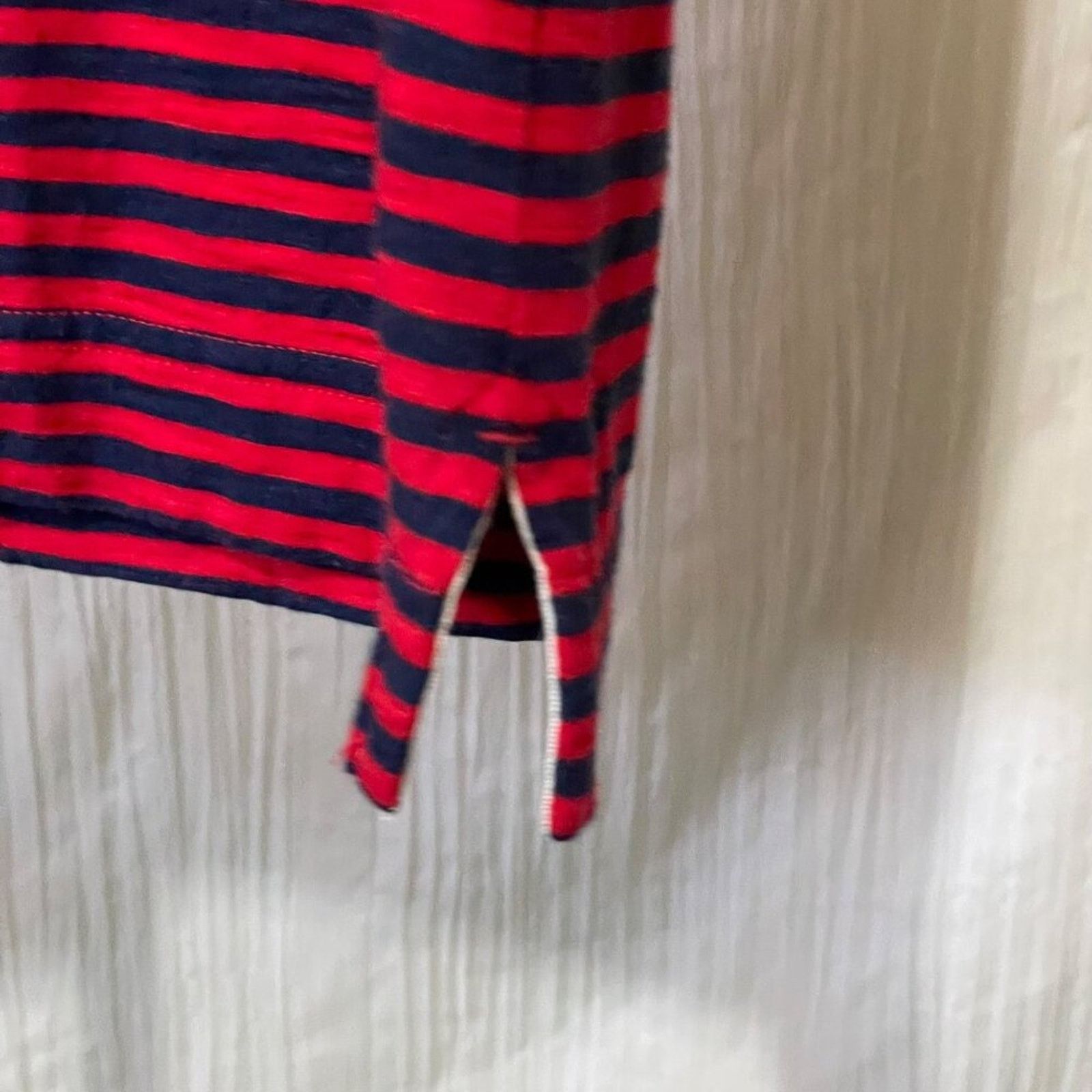 Vineyard Vines Vineyard Vines Dress Women's XS Stripe Knit V-Neck T-Shirt Size XS / US 0-2 / IT 36-38 - 4 Thumbnail