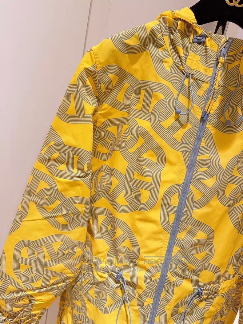 Hermes Hermes Pig Nose Hooded Windbreaker Yellow Size XS / US 0-2 / IT 36-38 - 3 Thumbnail