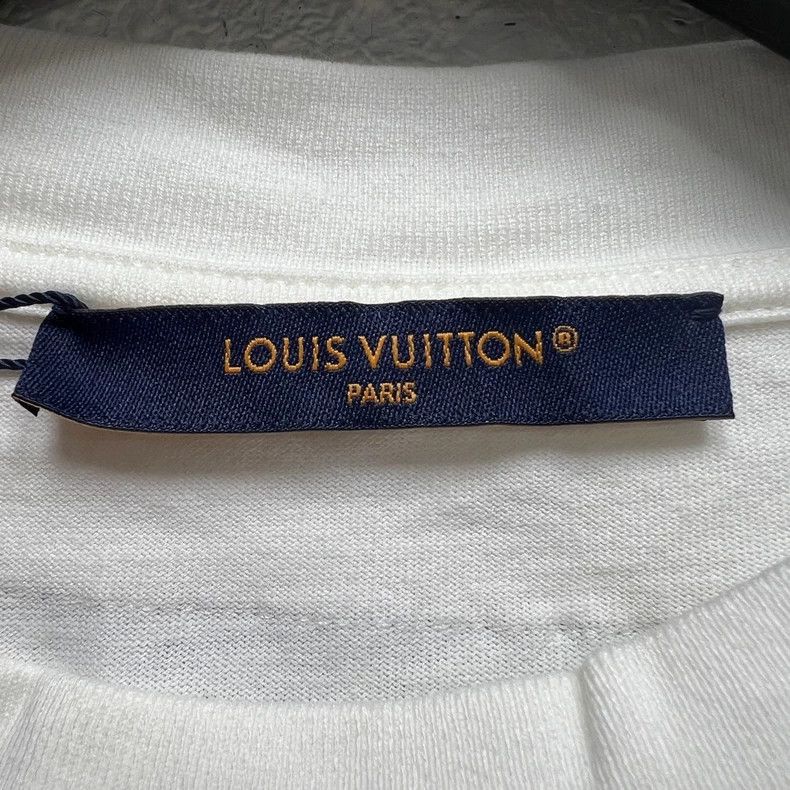 Louis Vuitton Louis Vuitton Note Wooden House Printed Short Sleeve 2502-N Size US S / EU 44-46 / 1 - 3 Thumbnail